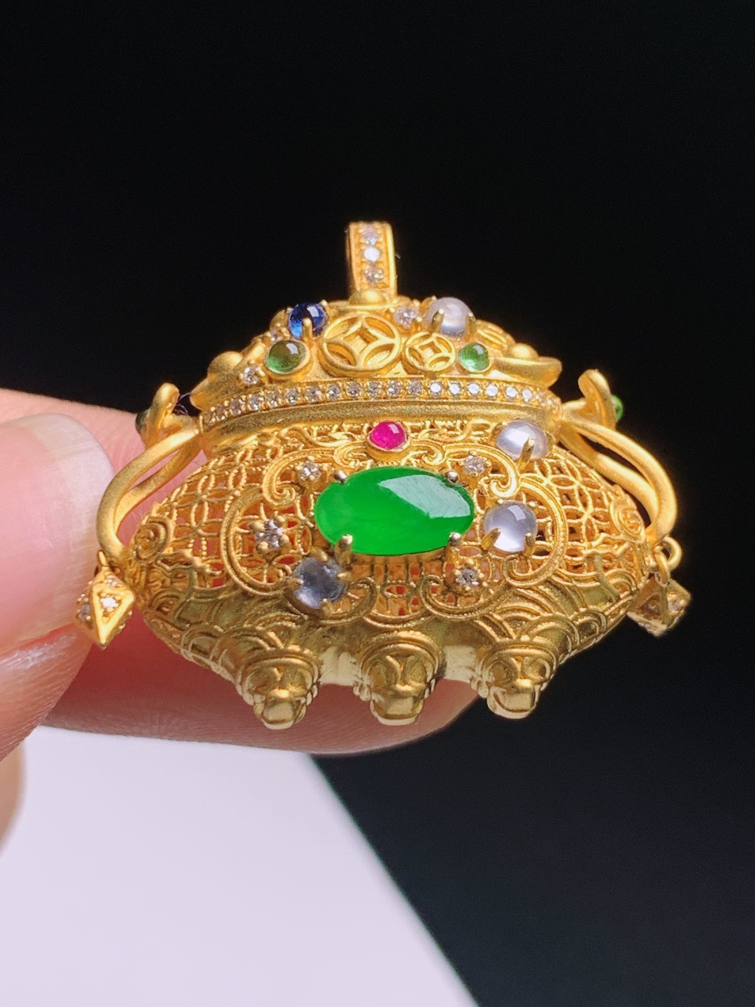 花丝镂空宝瓶旦面吊坠，金镶多宝设计，复古精致贵气拉满