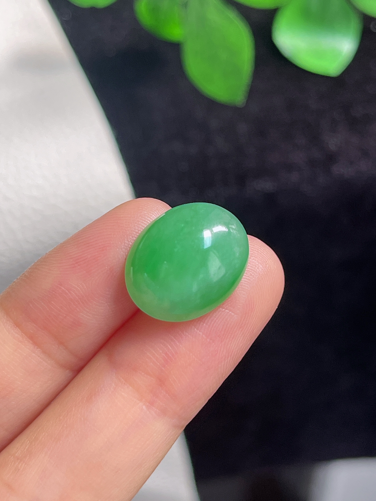 翡翠冰糯种浅绿色戒面