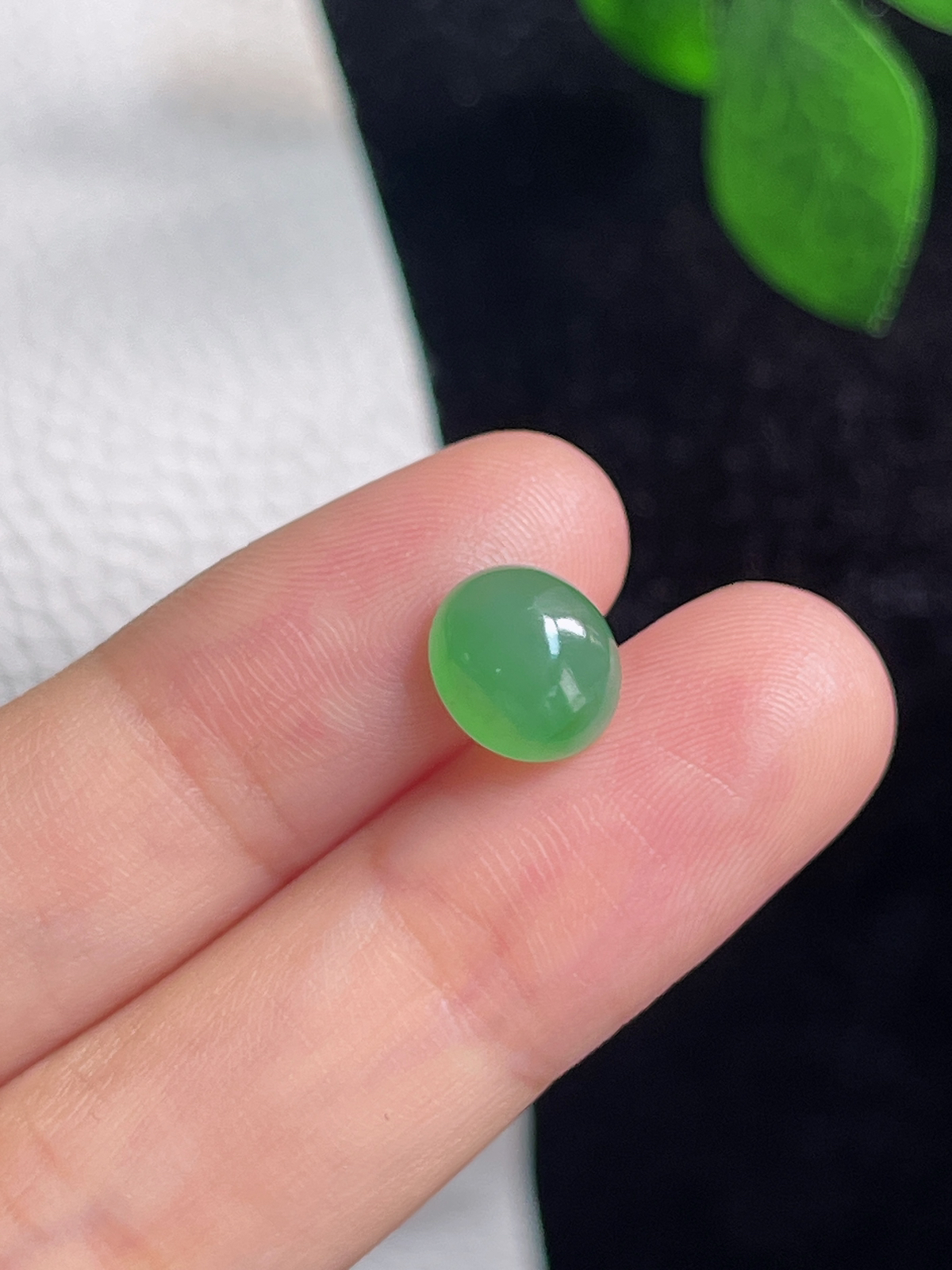 翡翠冰糯绿色蛋面