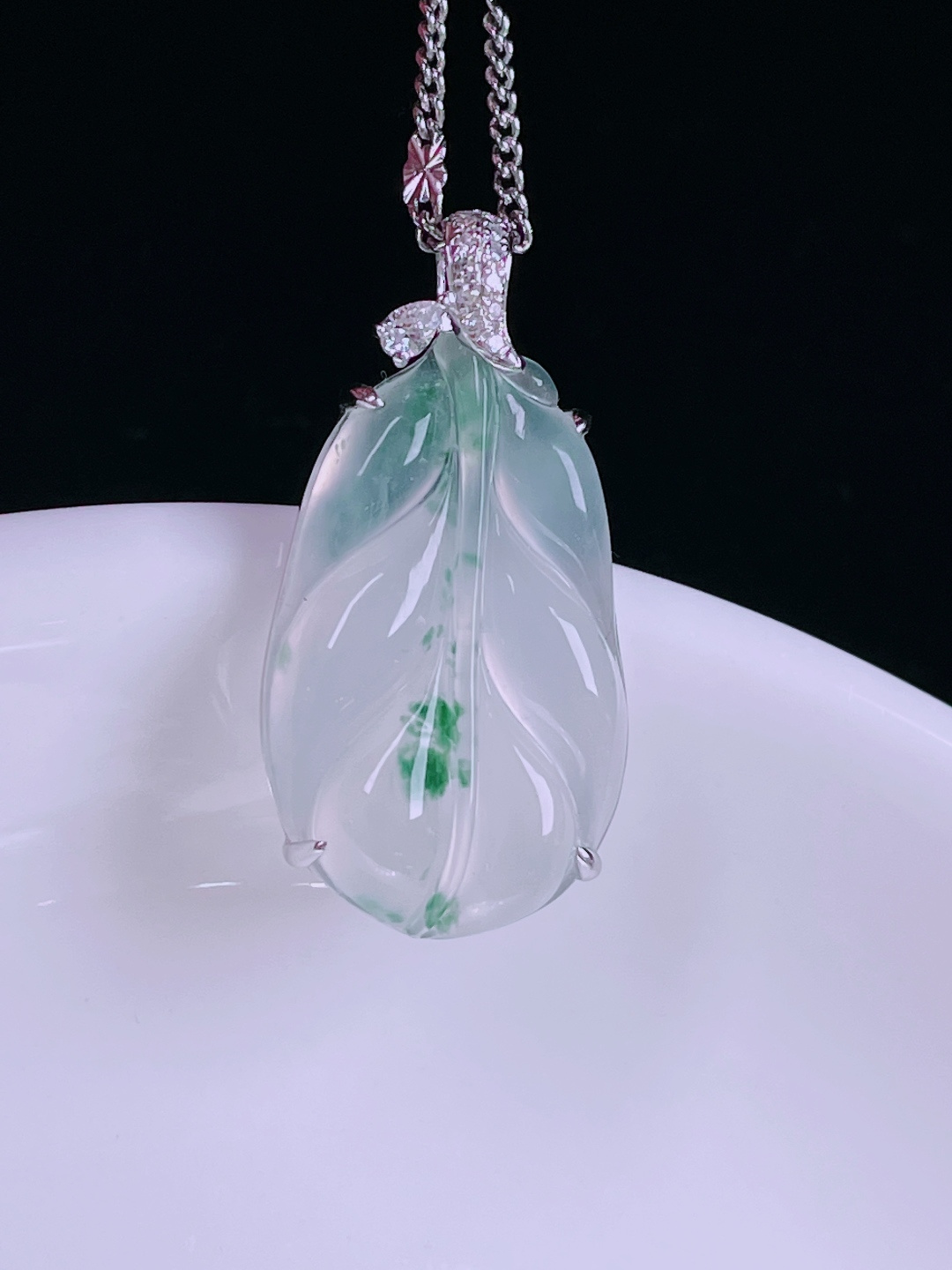 冰种树叶，老种起光，细底通透，尺寸：27.3/14/5mm0612