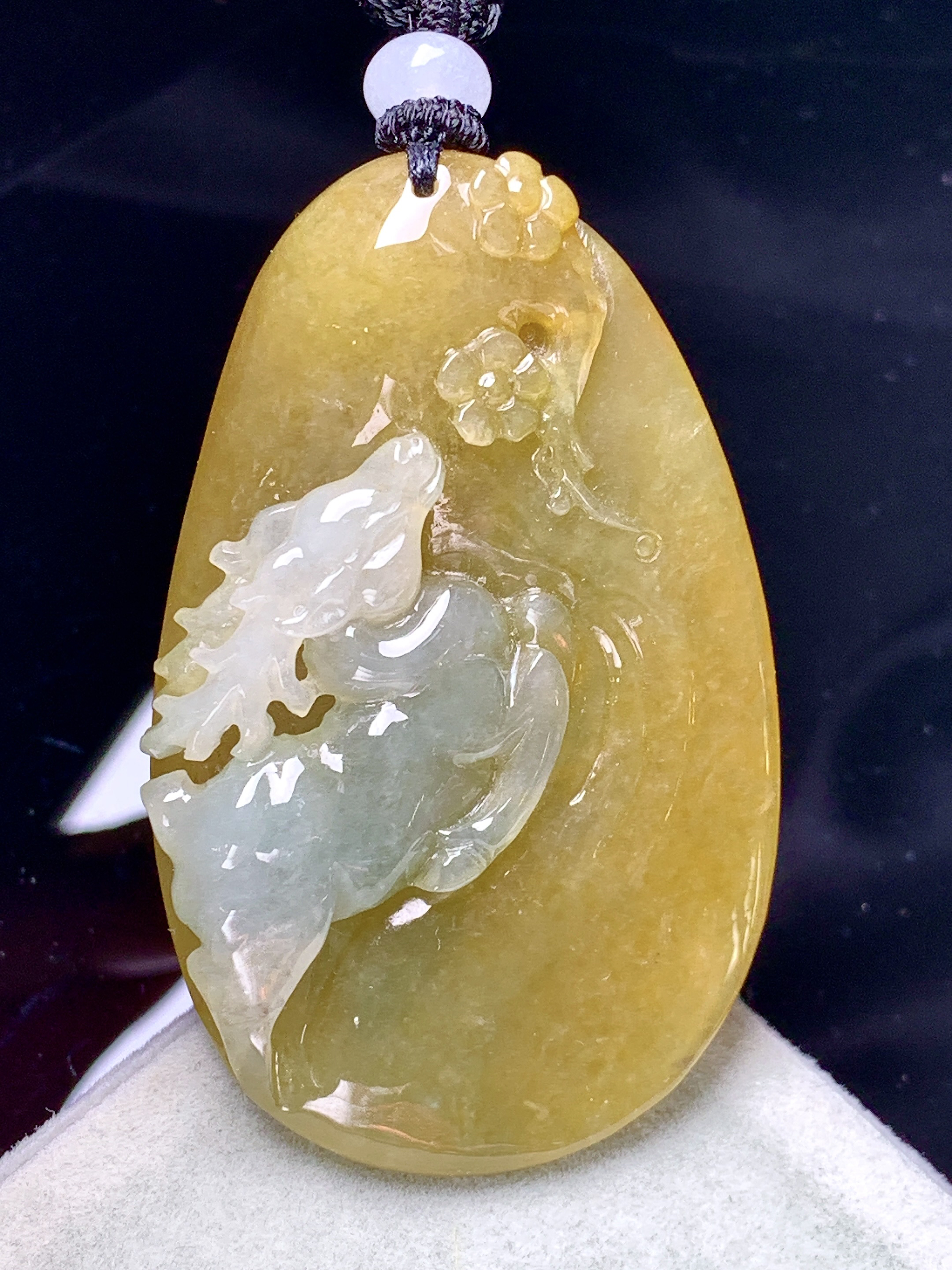 黄翡貔貅吊坠 玉质细腻 色泽艳丽清新 整体尺寸55.2*34.8*11.2 L1