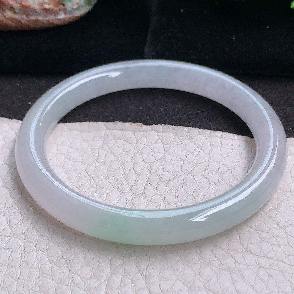 n小圈口51.3*7.5美人镯 缅甸翡翠a货玉手镯 清新胶感清秀圆条玉手环