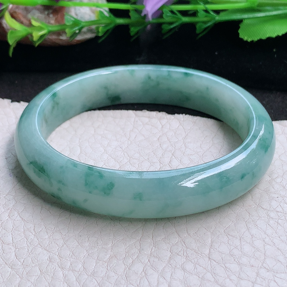 xh实拍56.6*50*12.3*7.5贵妃镯 缅甸翡翠a货玉手镯 飘花胶感蛋形玉手环