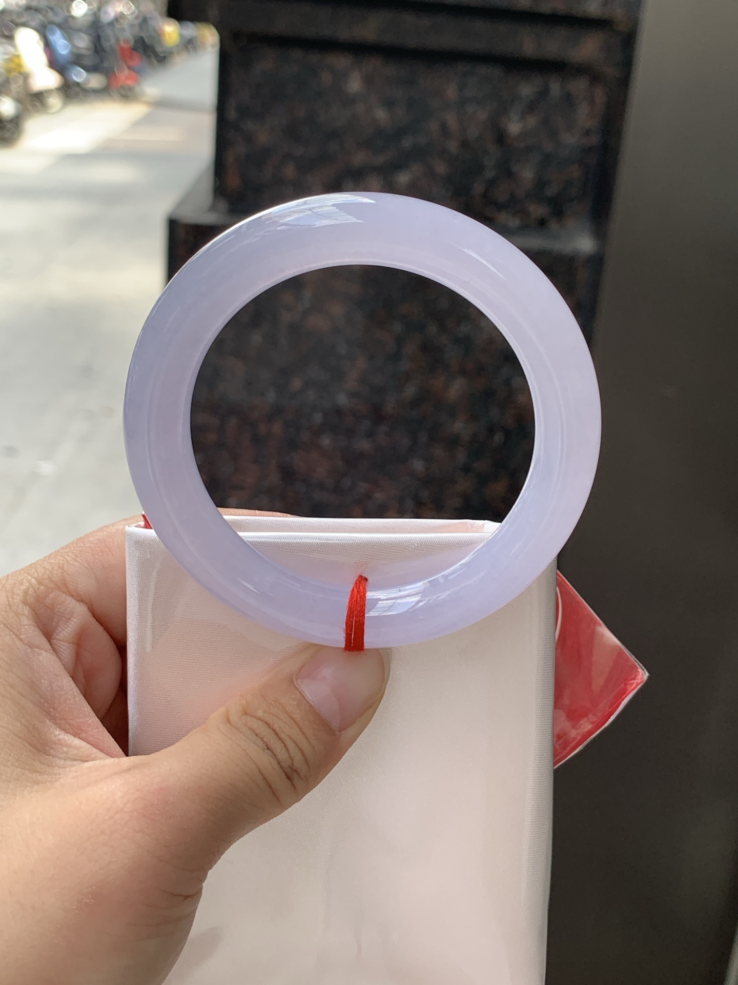 冰紫圆条 54.7-10.5-10 0611-N970 打灯棉线，底妆冰润细腻，种水很好，渐变冰紫底色很均匀，小仙女镯一枚