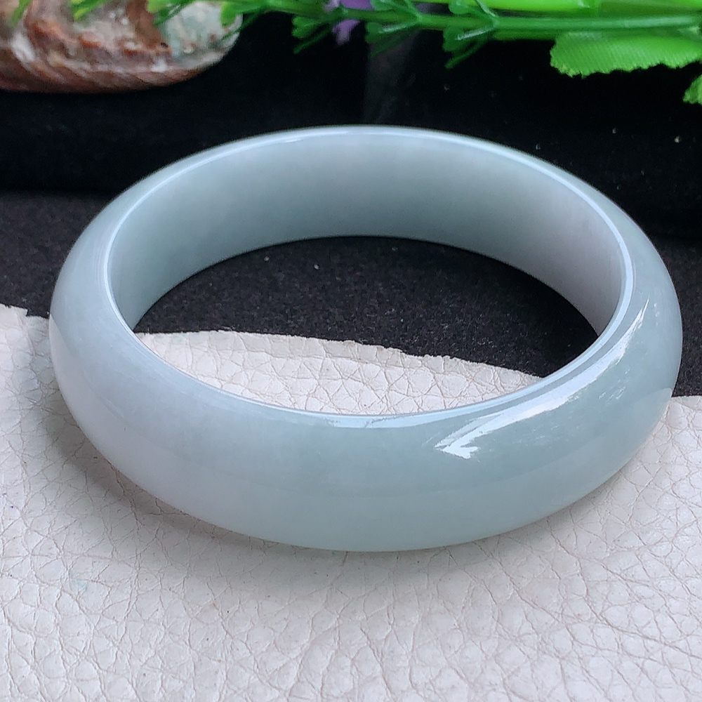 js实拍59*16*7.7轮胎镯 缅甸翡翠a货玉手镯 淡紫底胶感起圈玉手环