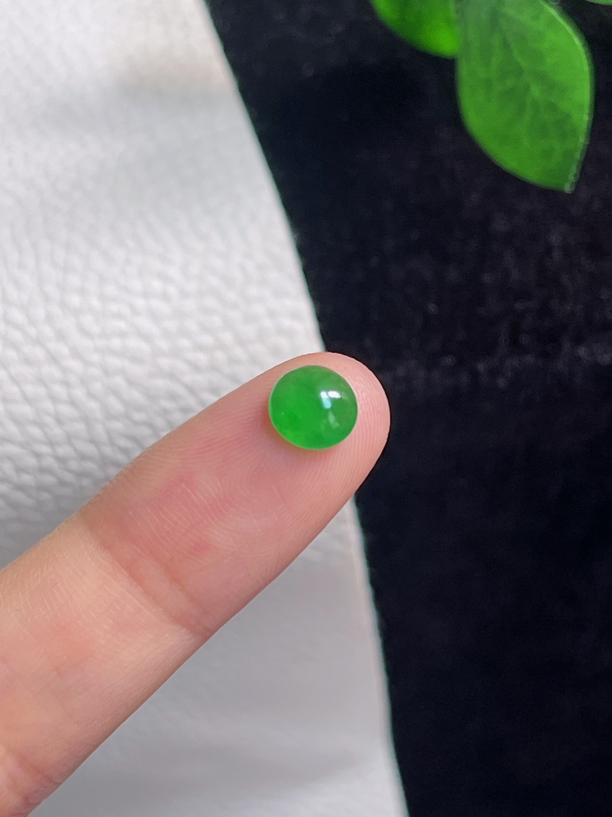 翡翠冰糯绿色蛋面