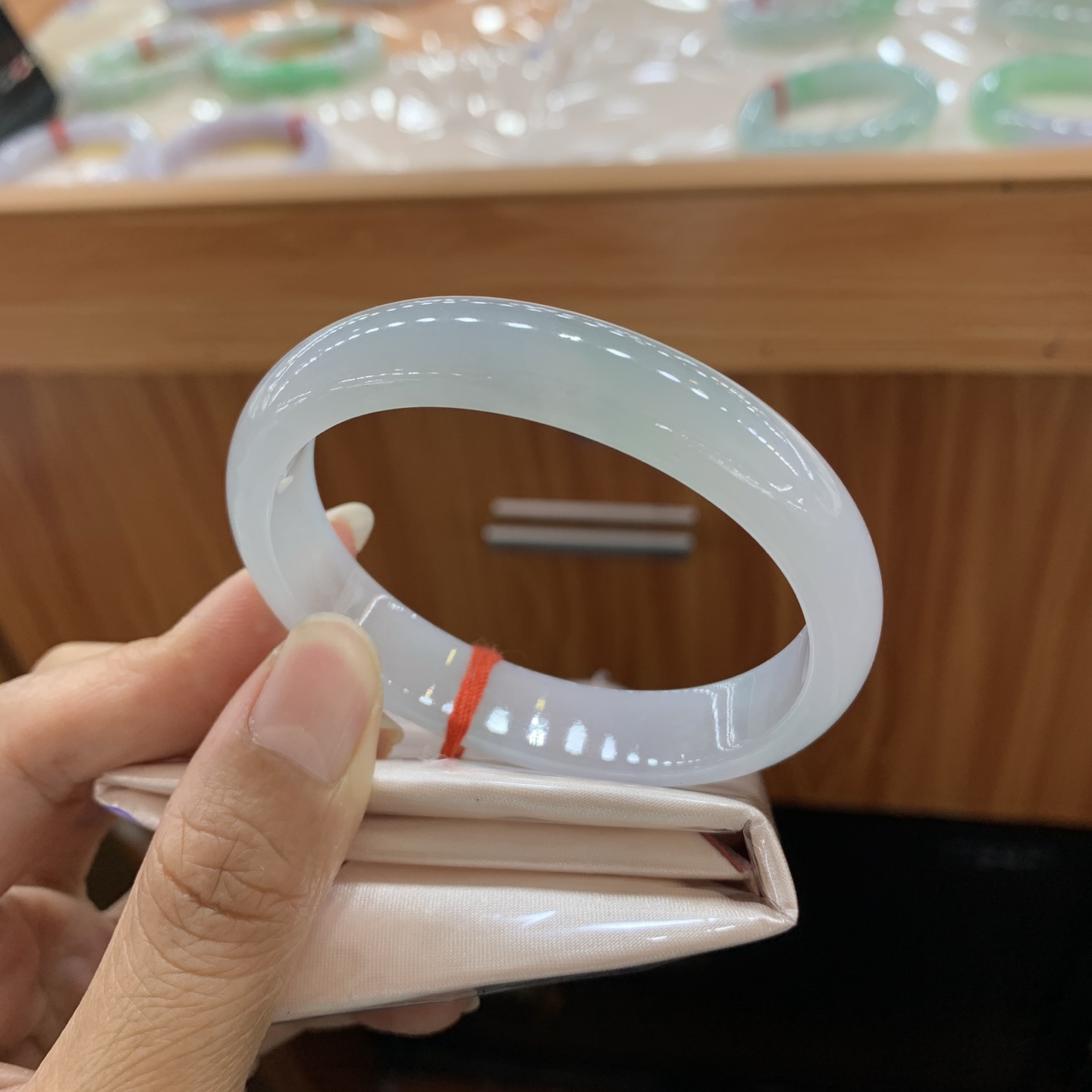 飘花贵妃翡翠手镯 56-48.3-12.2-6.8