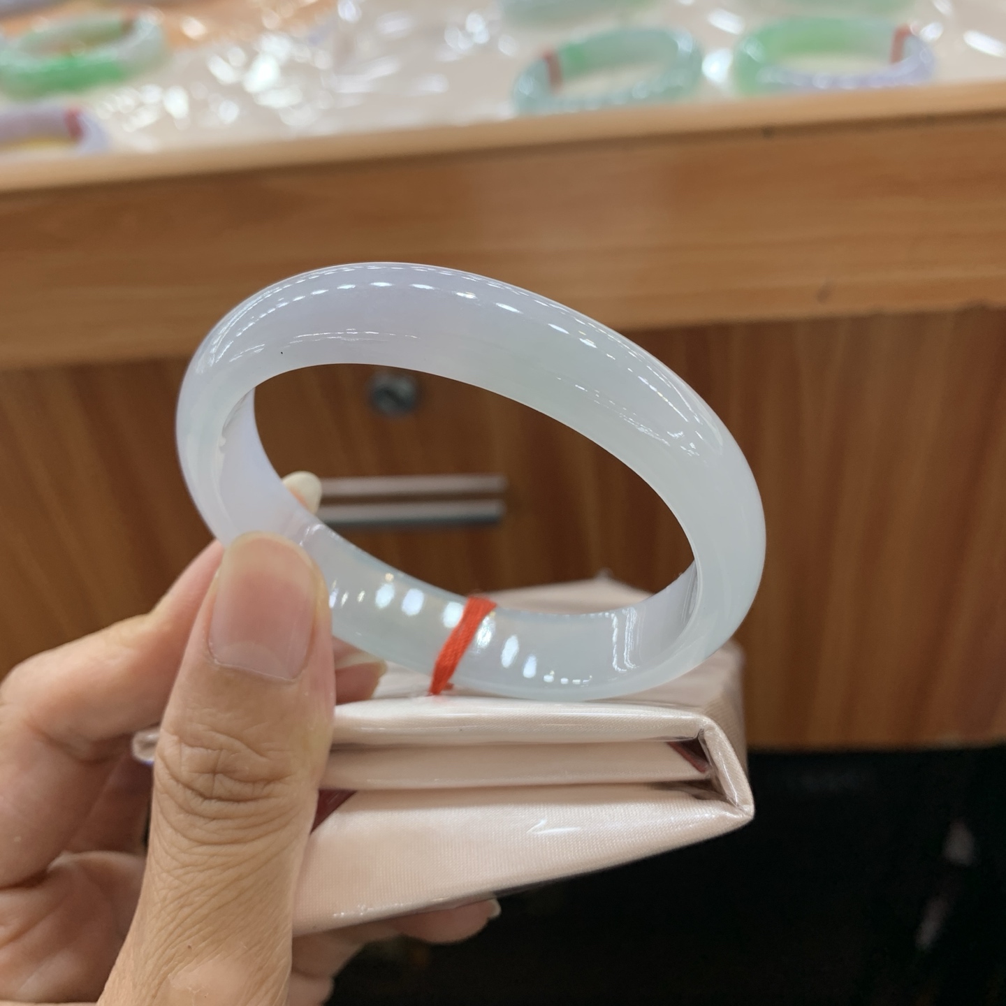 飘花贵妃翡翠手镯 56-48.3-12.2-6.8