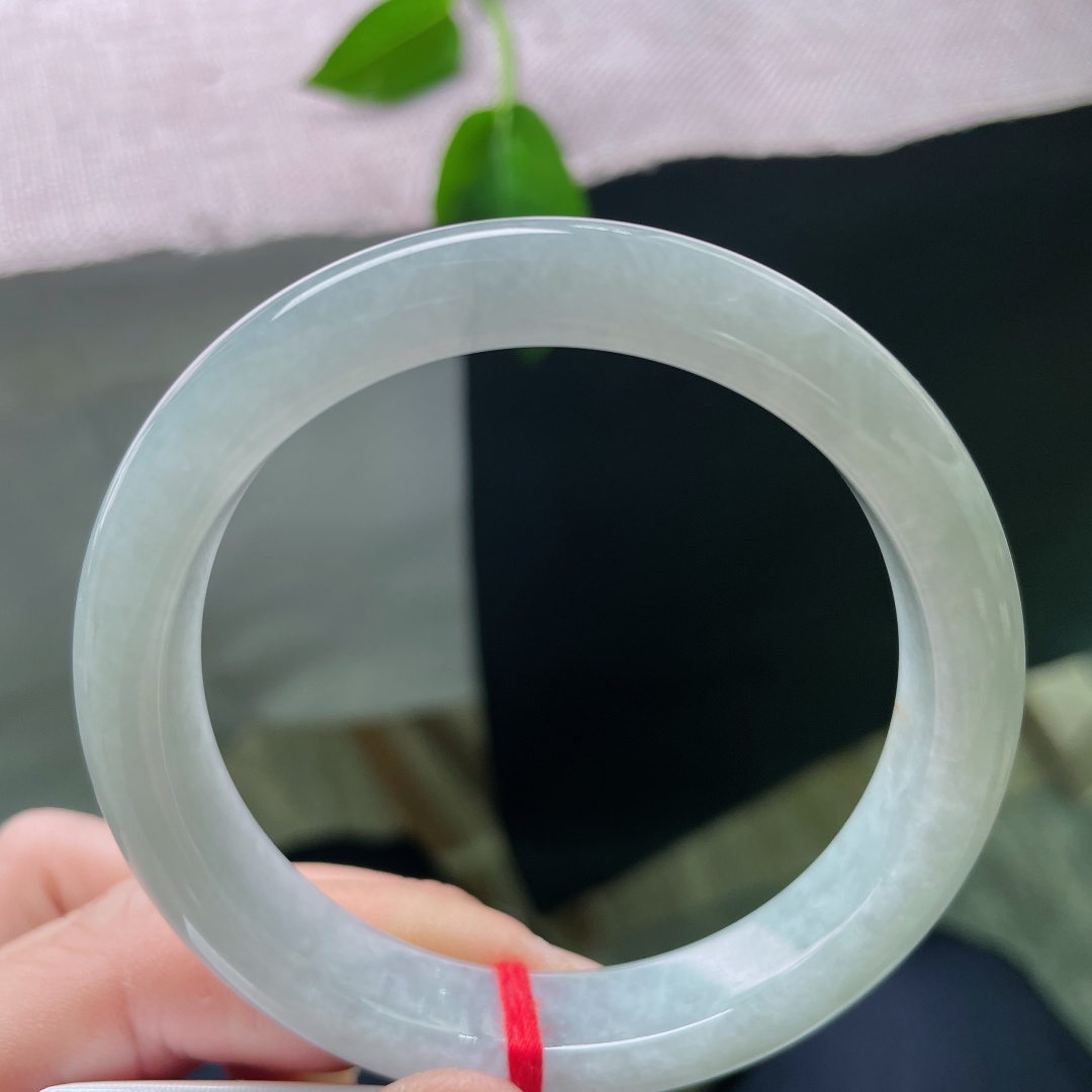绿底正圈，水润细腻，温婉可人，贵气，有纹，ss54078a