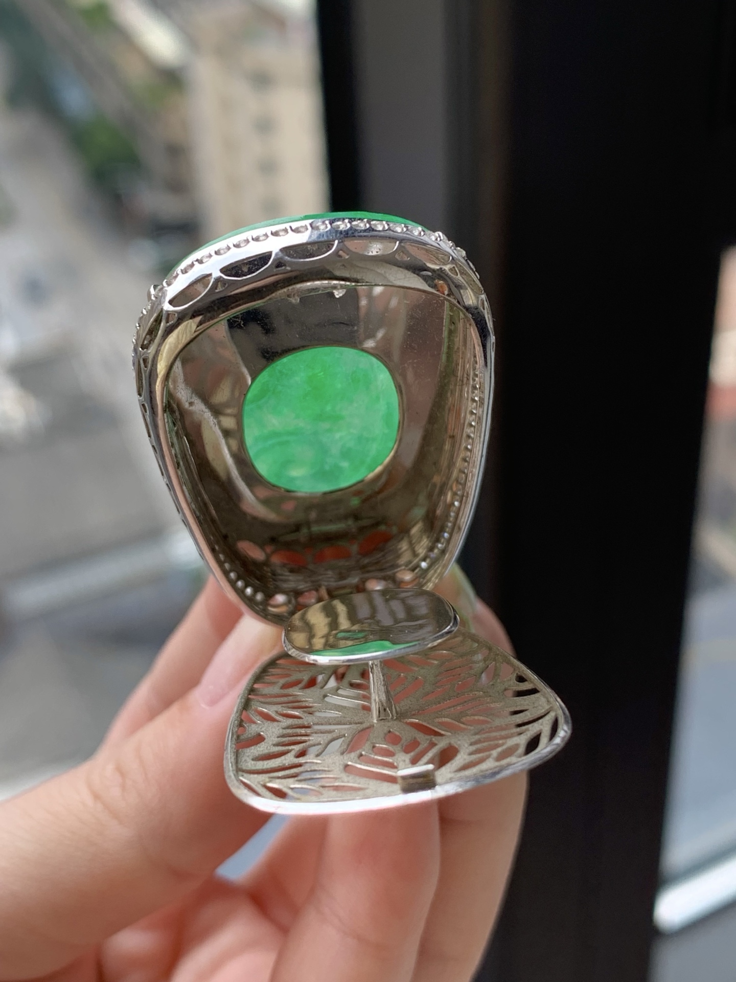 ️【18k金镶嵌如意吊坠】种老细腻，色阳浓郁起胶尺寸：成品：53.8*28*11.7，裸石：40.7*25.4*4.1,c35611