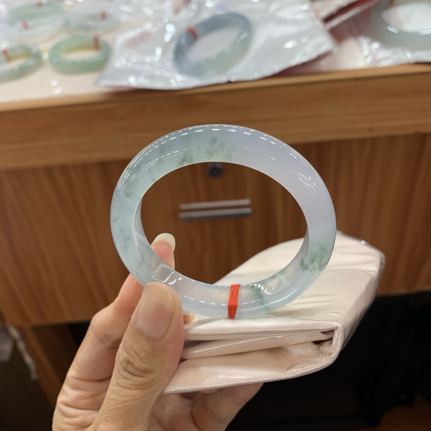 冰飘花正圈翡翠手镯 52.4-11-8.3
