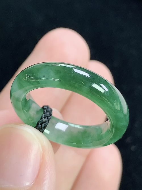 冰飘花戒指，无裂，内径尺寸17.4-5.3-3.4mm，15号手寸，L11cyg