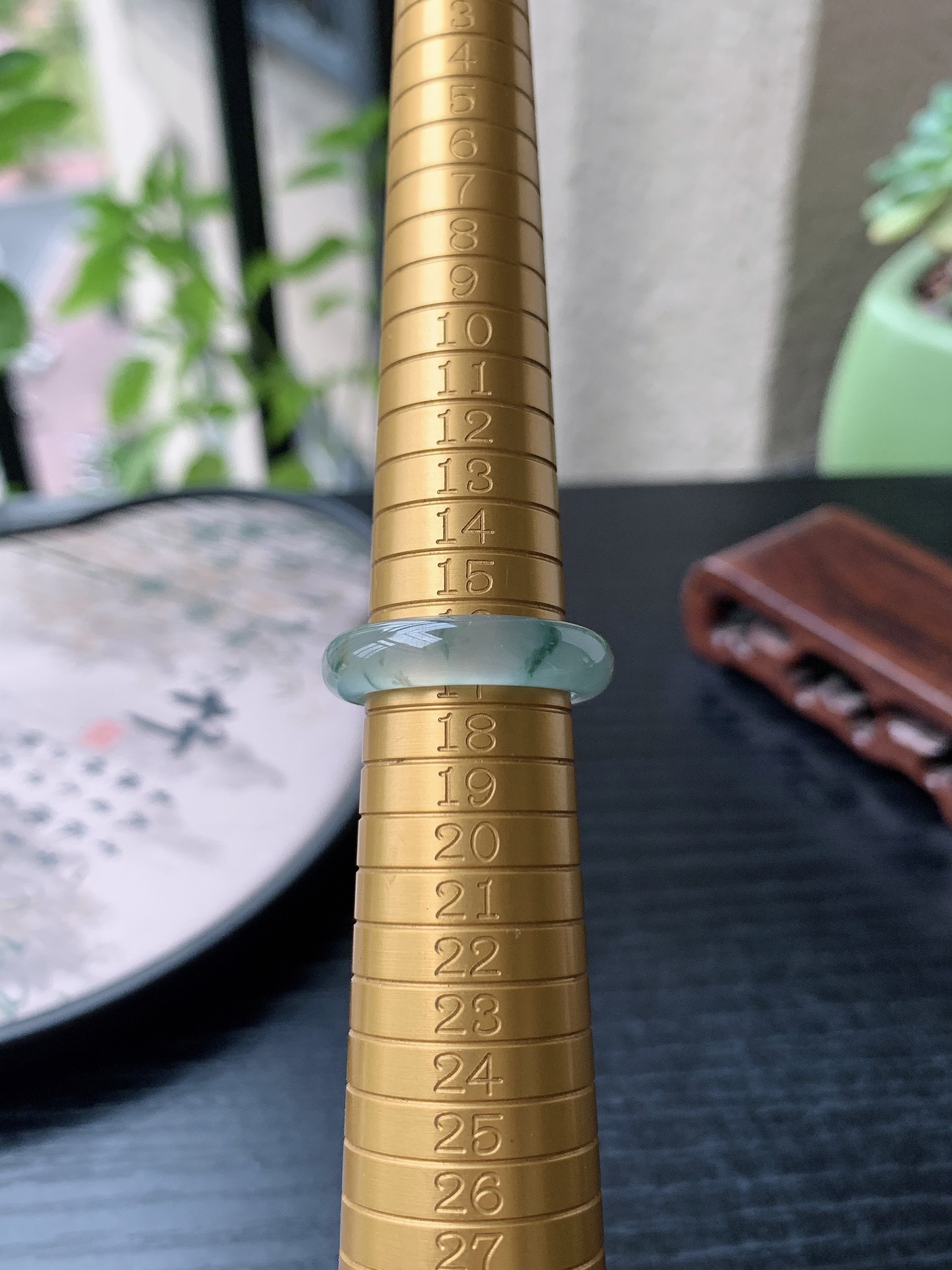 老坑冰种胶感飘花素面戒指 裸石尺寸:18-5.6-4mm