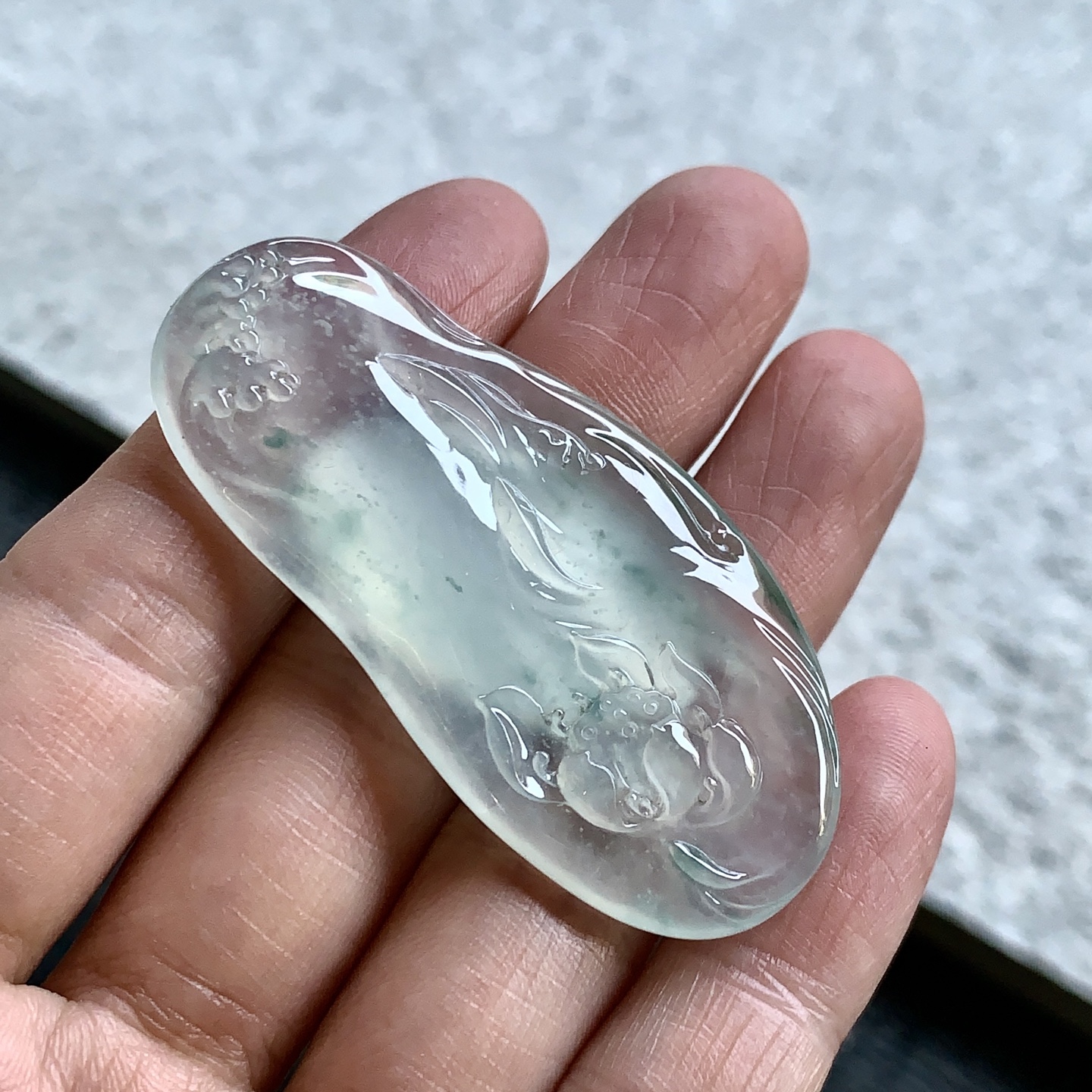 ️ 莲花牌，玉质细腻