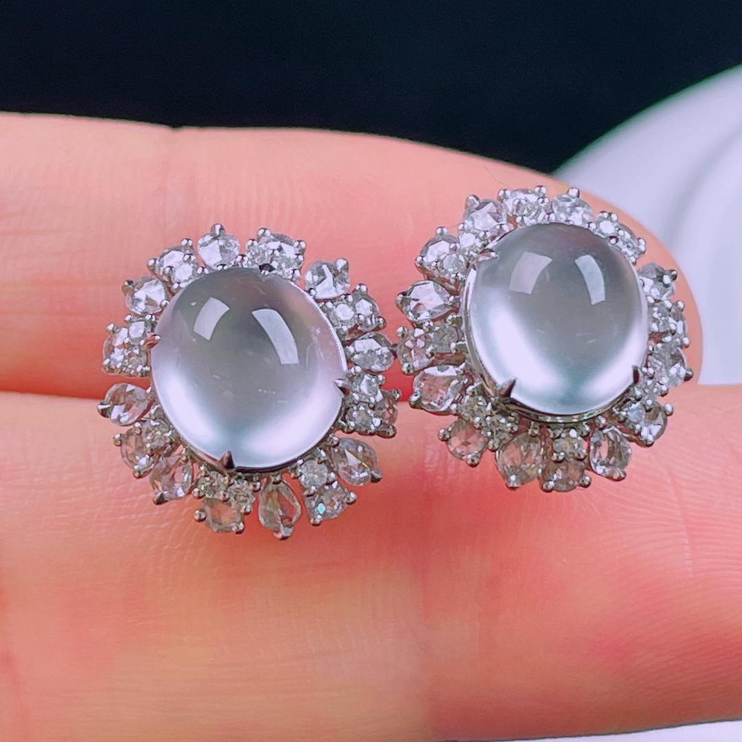 ️，老种起光，细底通透，尺寸：裸石8.4/7.9/5mm0612