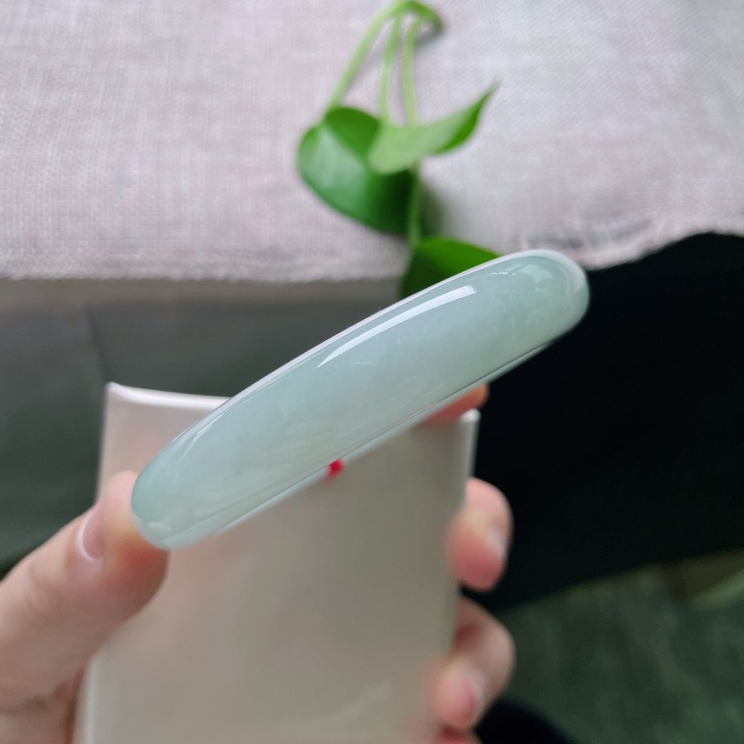 绿底正圈，温柔素雅，百搭款，清丽脱俗，显气质，无裂，ss50888a