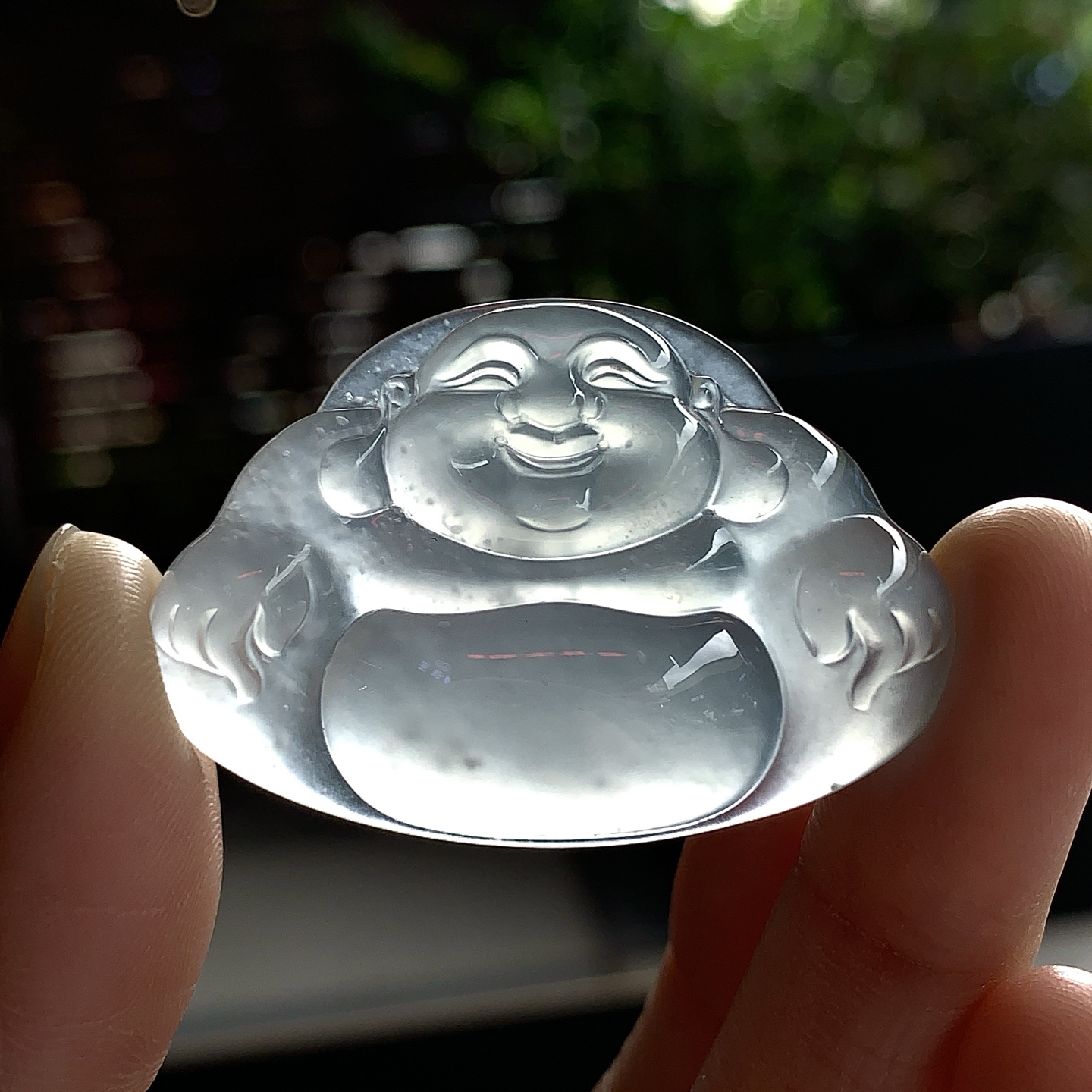 佛公，晶莹水润