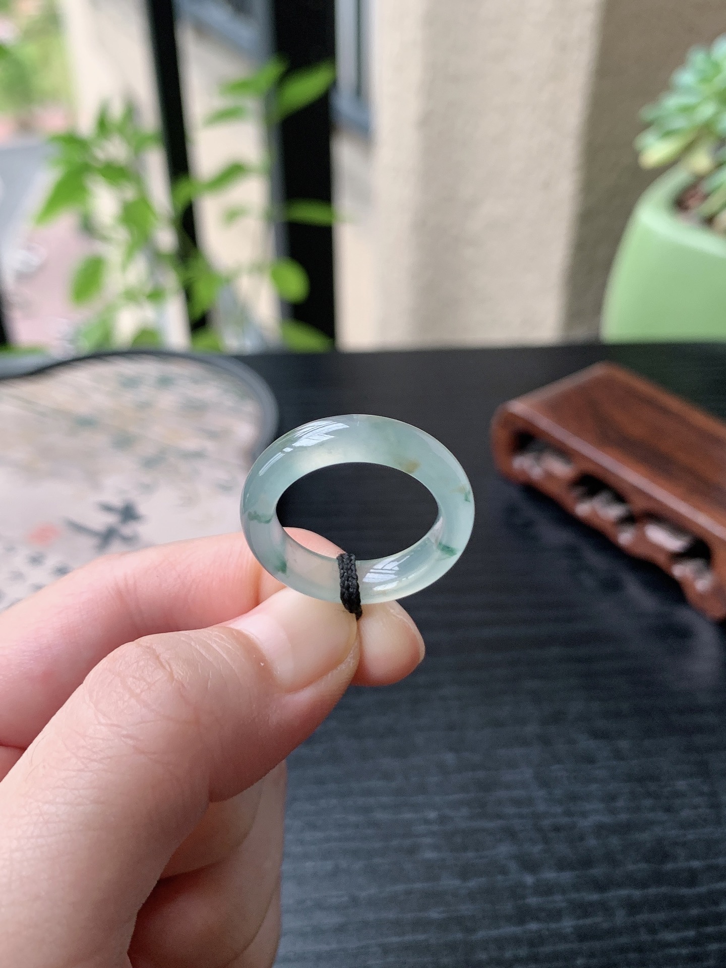老坑冰种胶感飘花素面戒指 裸石尺寸:18-5.6-4mm