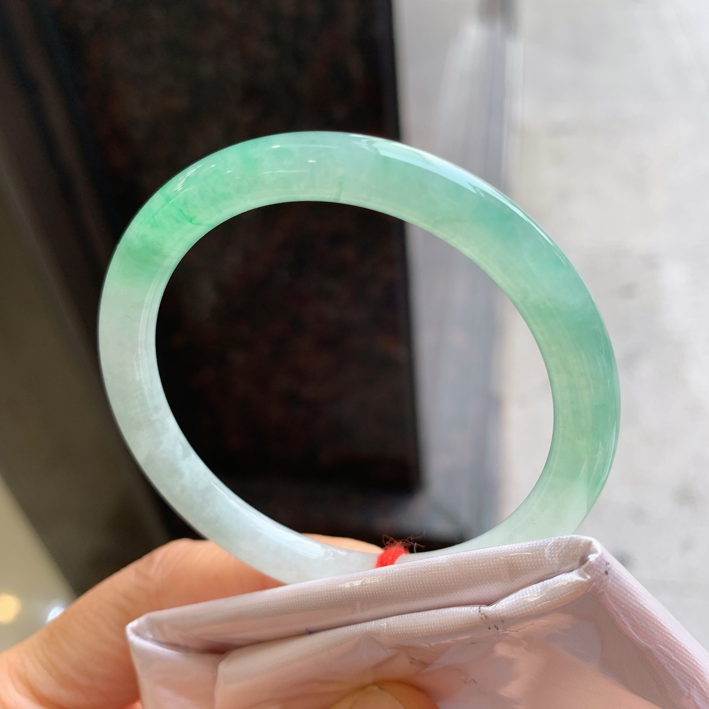 圆条冰飘绿 无裂 尺寸：51.2/7 色清爽