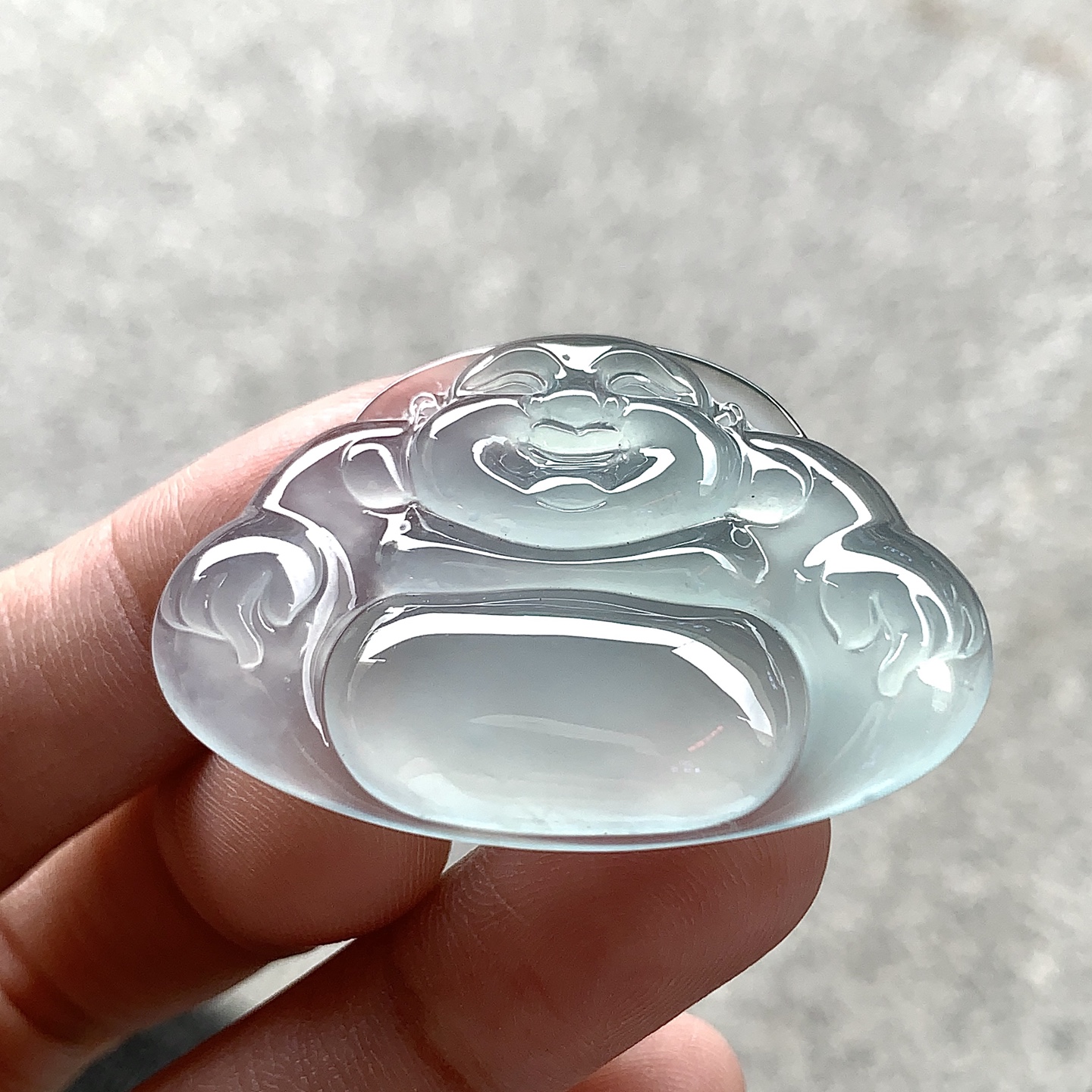 佛公，晶莹水润