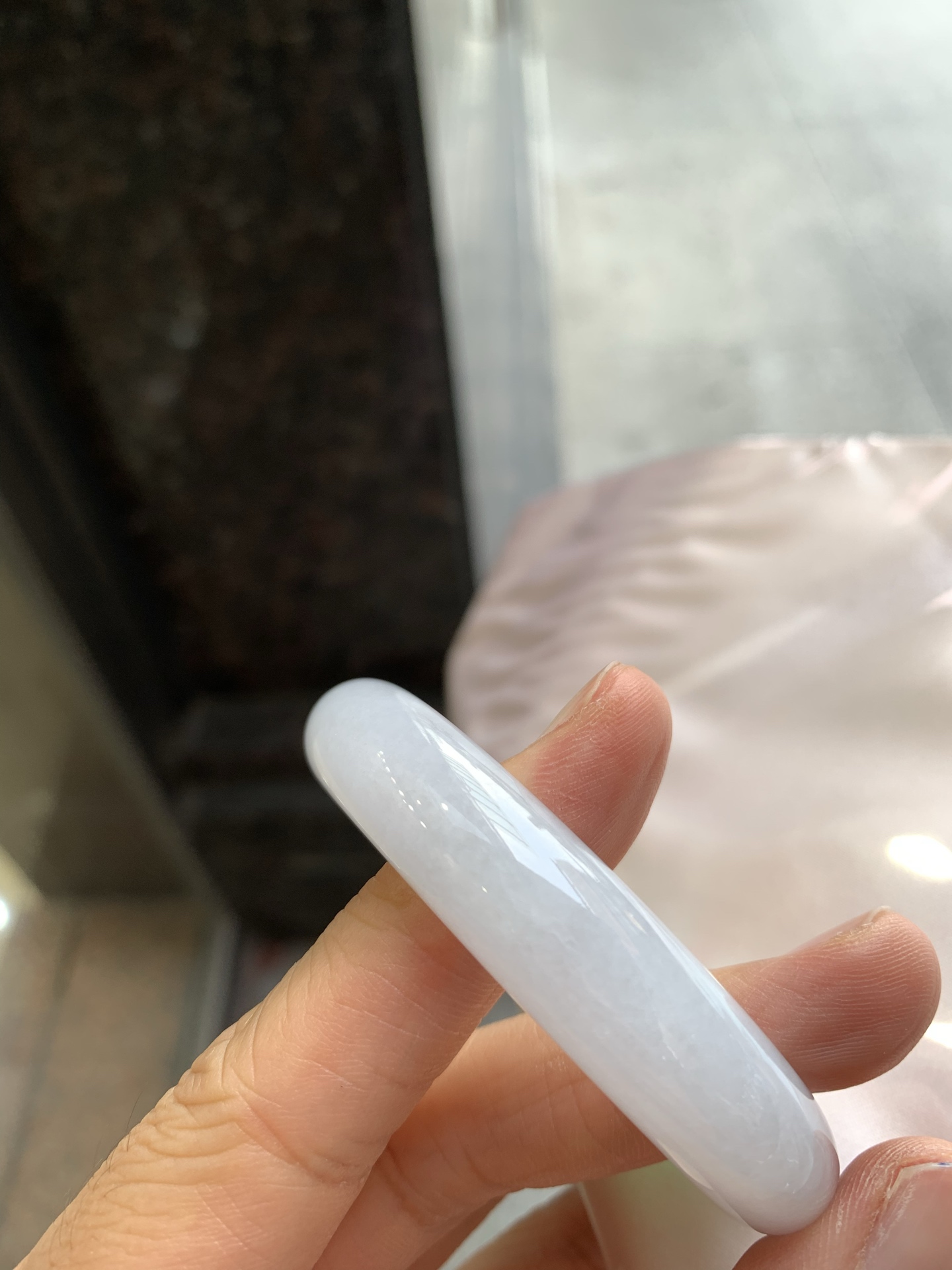 正圈飘绿 微细纹 尺寸：52.4/12.3/8 色阳