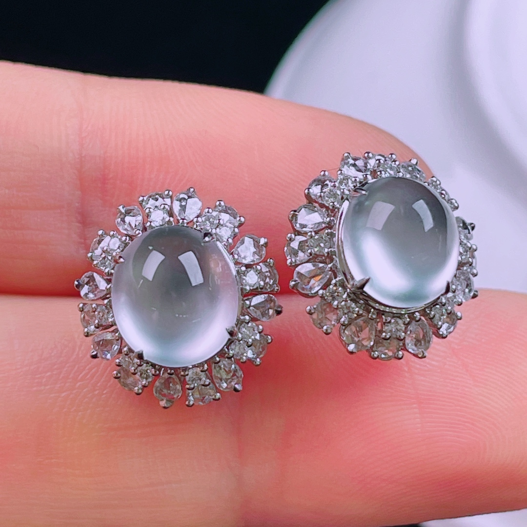 ️，老种起光，细底通透，尺寸：裸石8.4/7.9/5mm0612