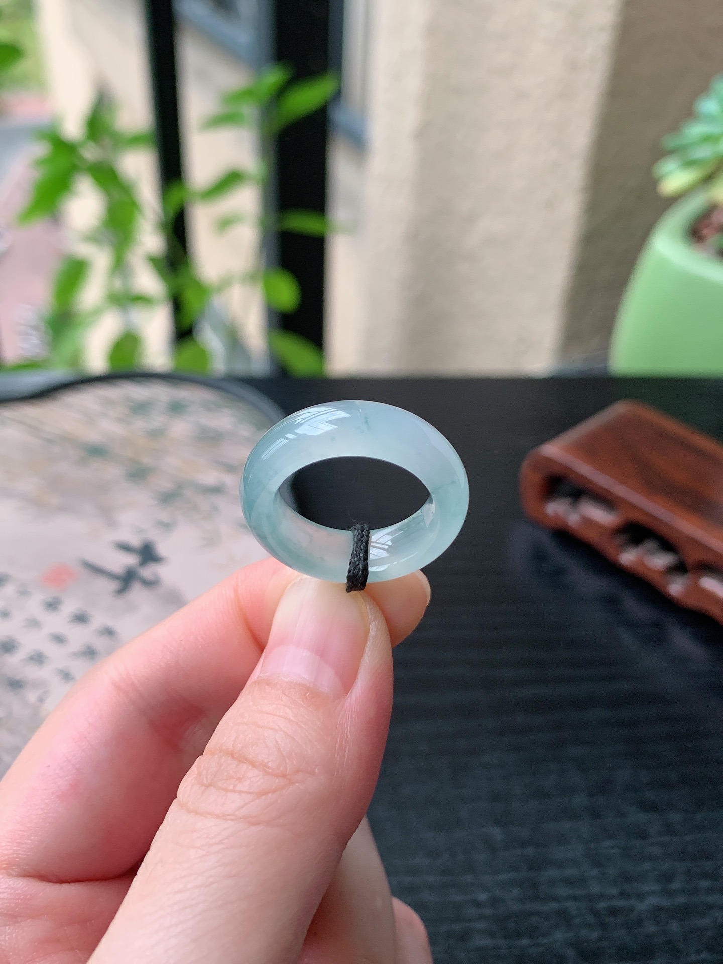老坑冰种胶感蓝底飘花素面戒指 裸石尺寸:16.5-6.8-4.2mm