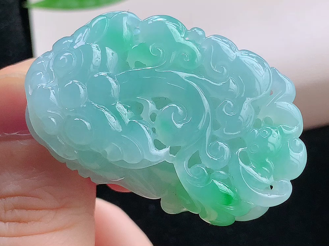 ️ 招财貔貅，无裂，尺寸45.6-29.0-12.7mm，包A附证书