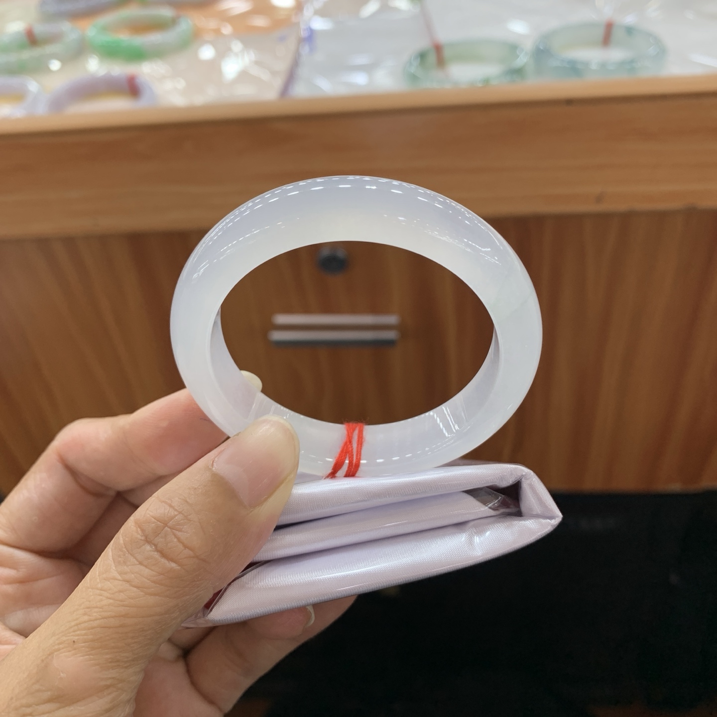 白冰飘花正圈翡翠手镯 50-11.4-7.7