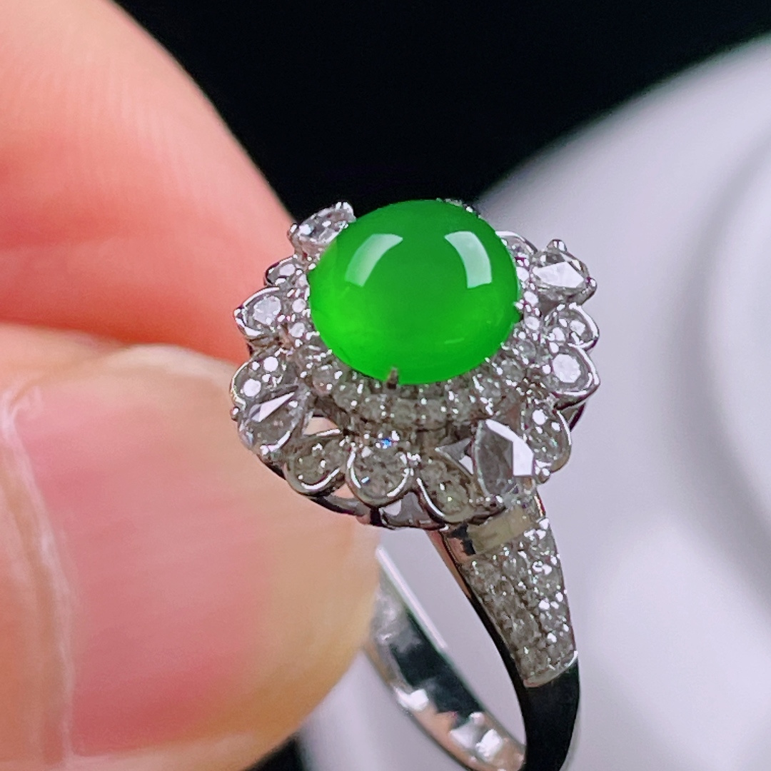 ️冰绿戒指，老种起光，细底通透，尺寸：裸石6.5/6.3/3.5mm0612