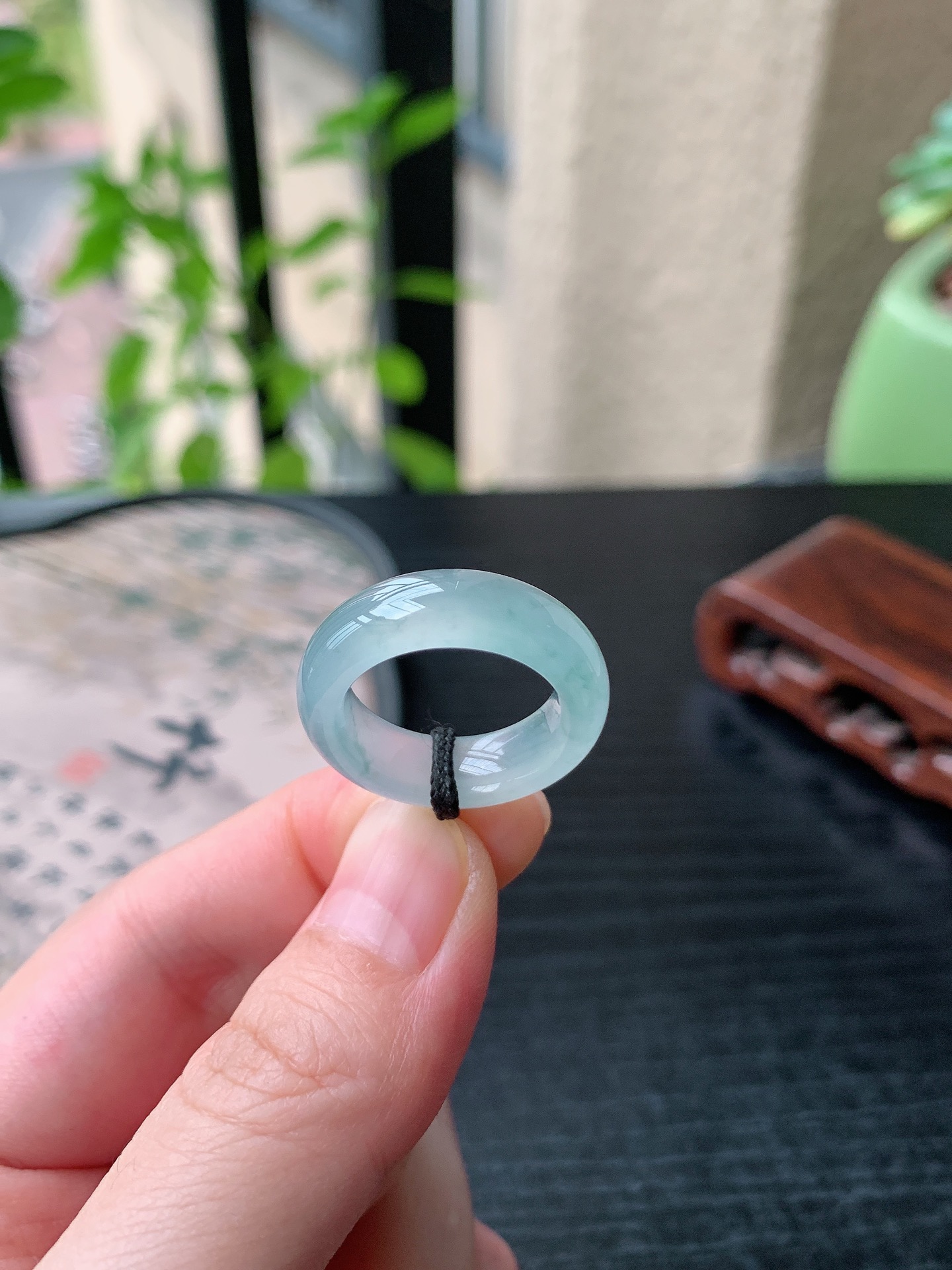 老坑冰种胶感蓝底飘花素面戒指 裸石尺寸:16.5-6.8-4.2mm