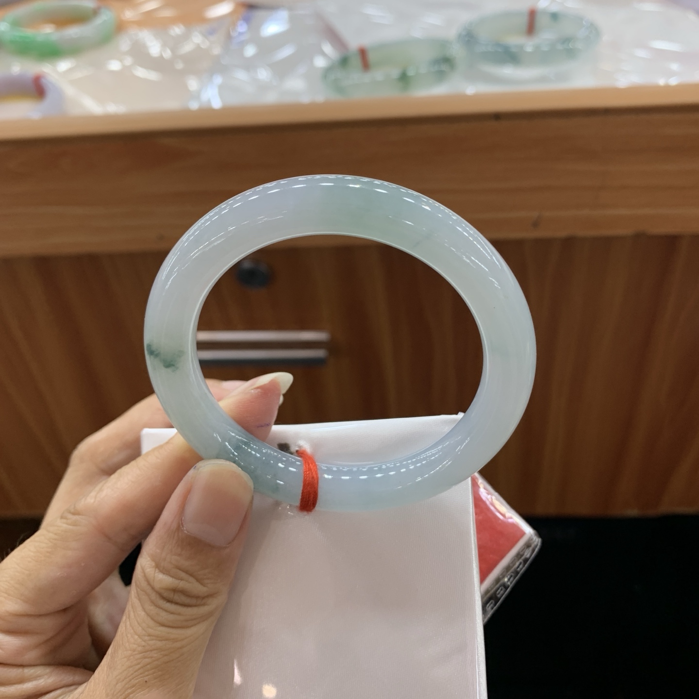 061113GX 飘花圆条翡翠手镯 53-9.7-9.2