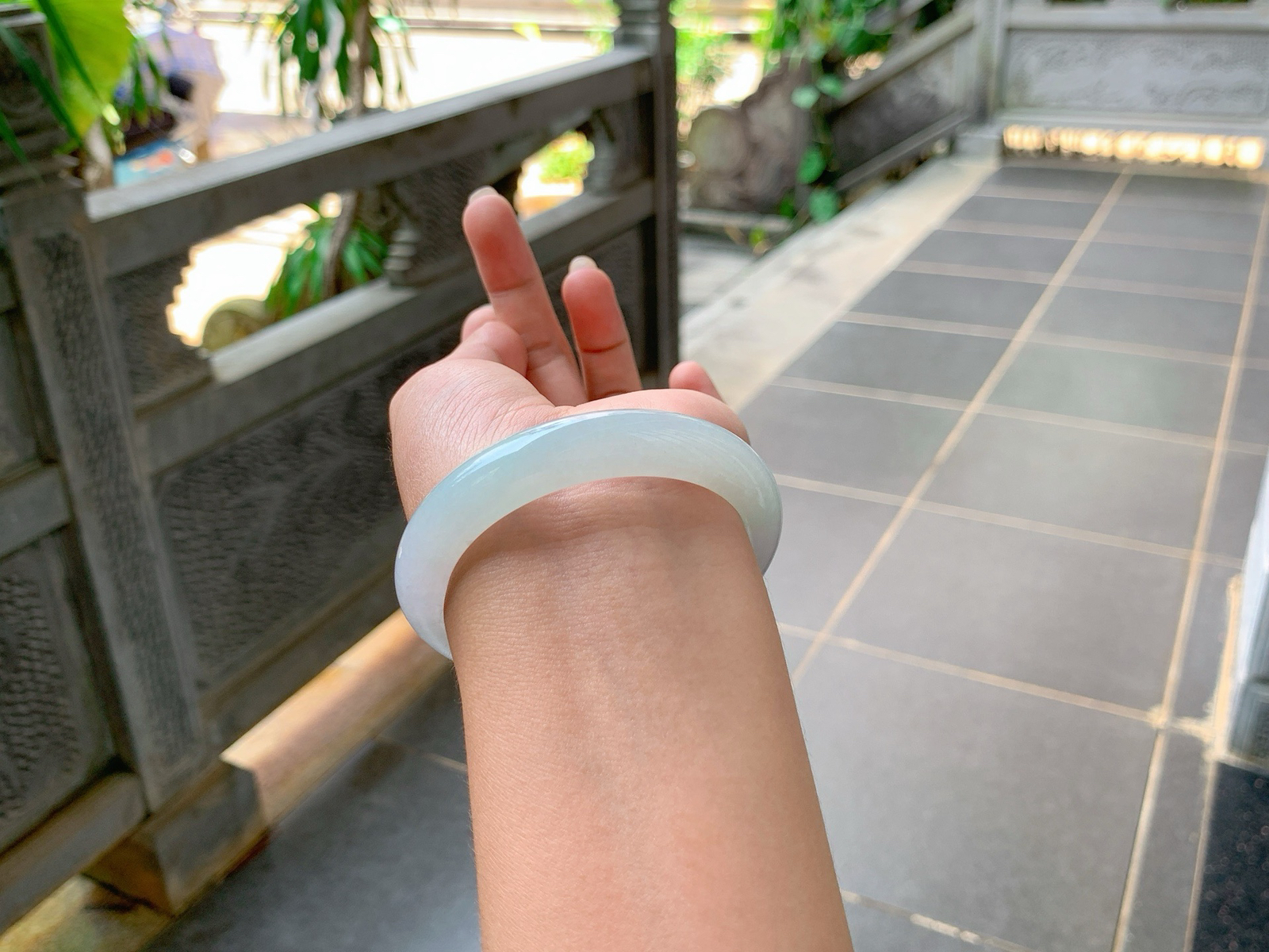 🪩｜54圈口
冰晴底，色系淡淡的，清雅 整体冰润细腻，