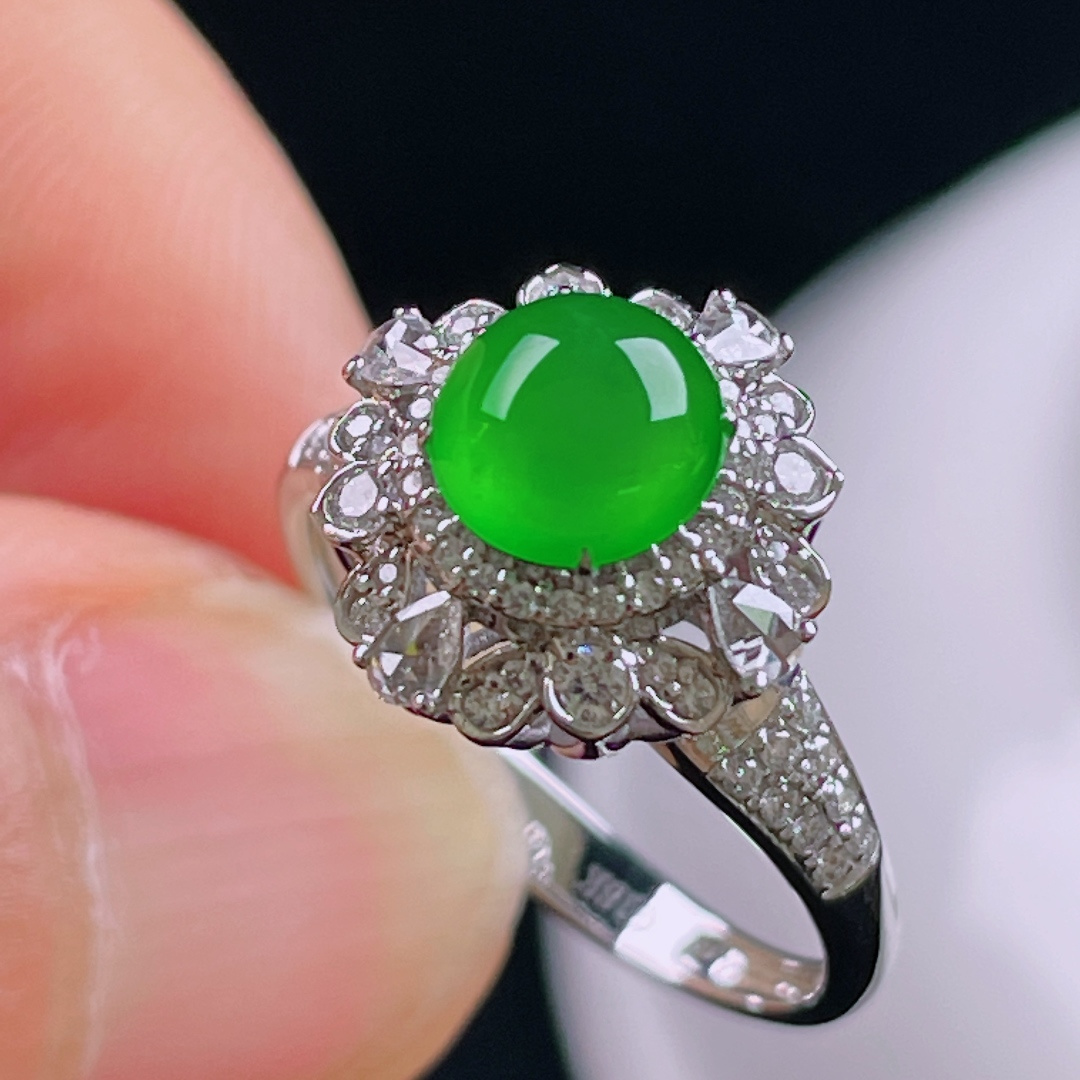 ️冰绿戒指，老种起光，细底通透，尺寸：裸石6.5/6.3/3.5mm0612