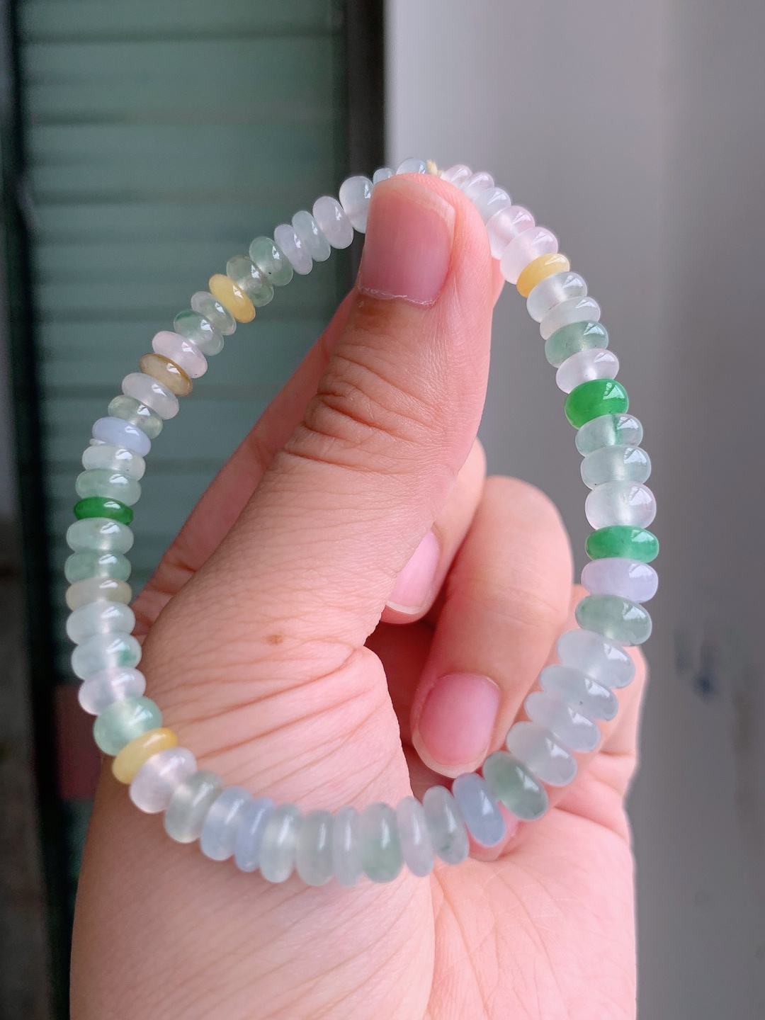 冰三彩算盘珠手串，种水冰润配色清新，上手温柔百搭款