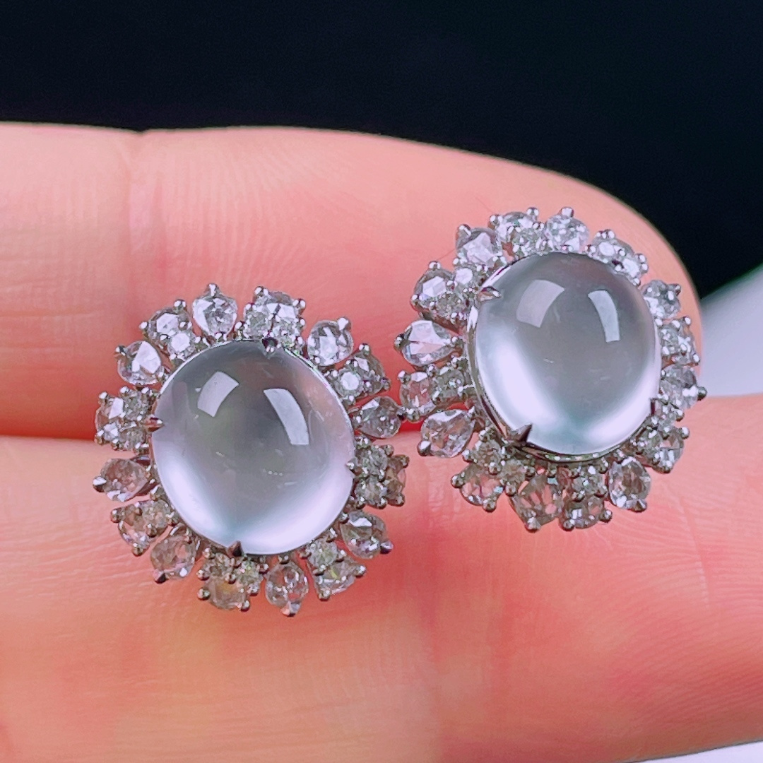 ️，老种起光，细底通透，尺寸：裸石8.4/7.9/5mm0612