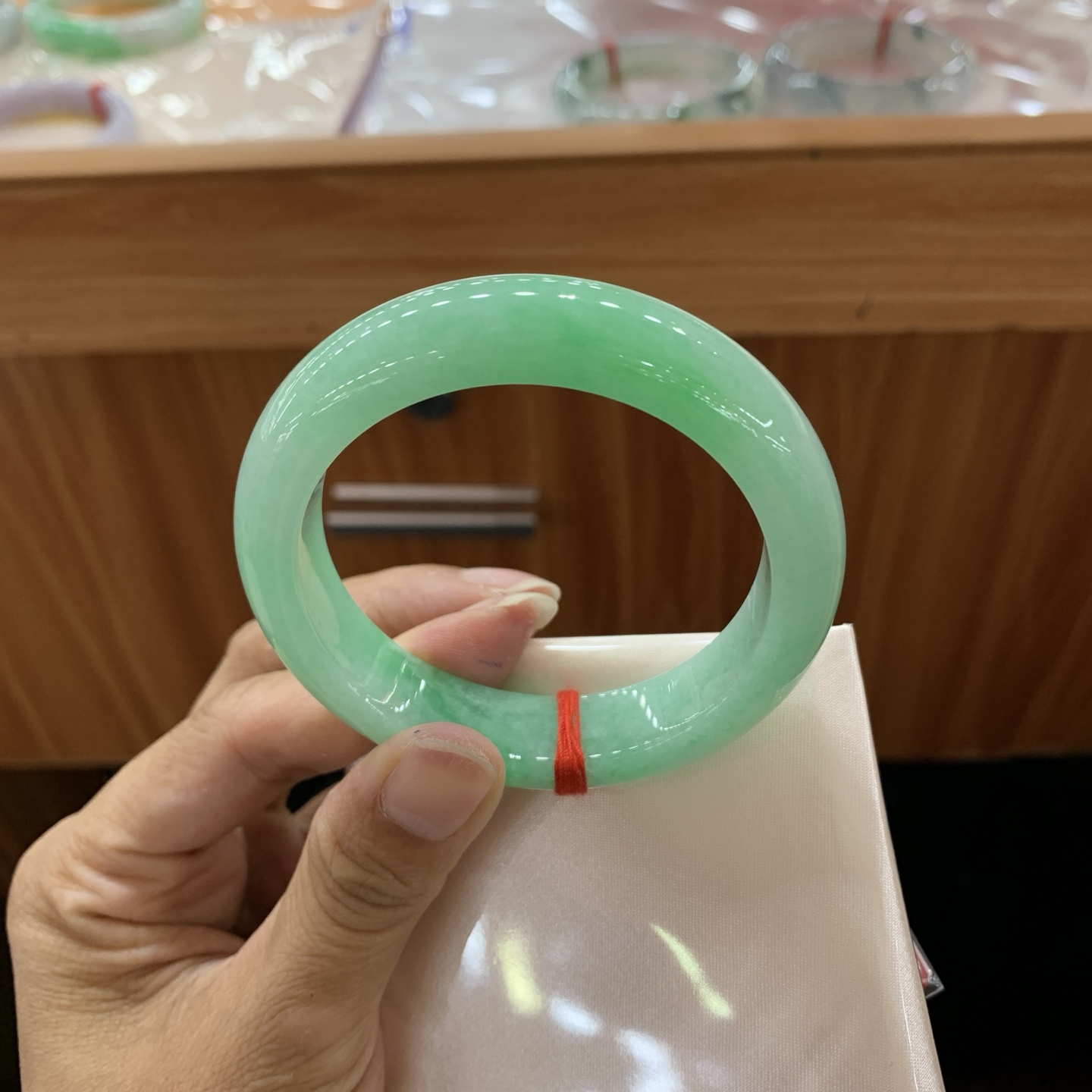 满绿正圈翡翠手镯 53.5-12.8-8.6