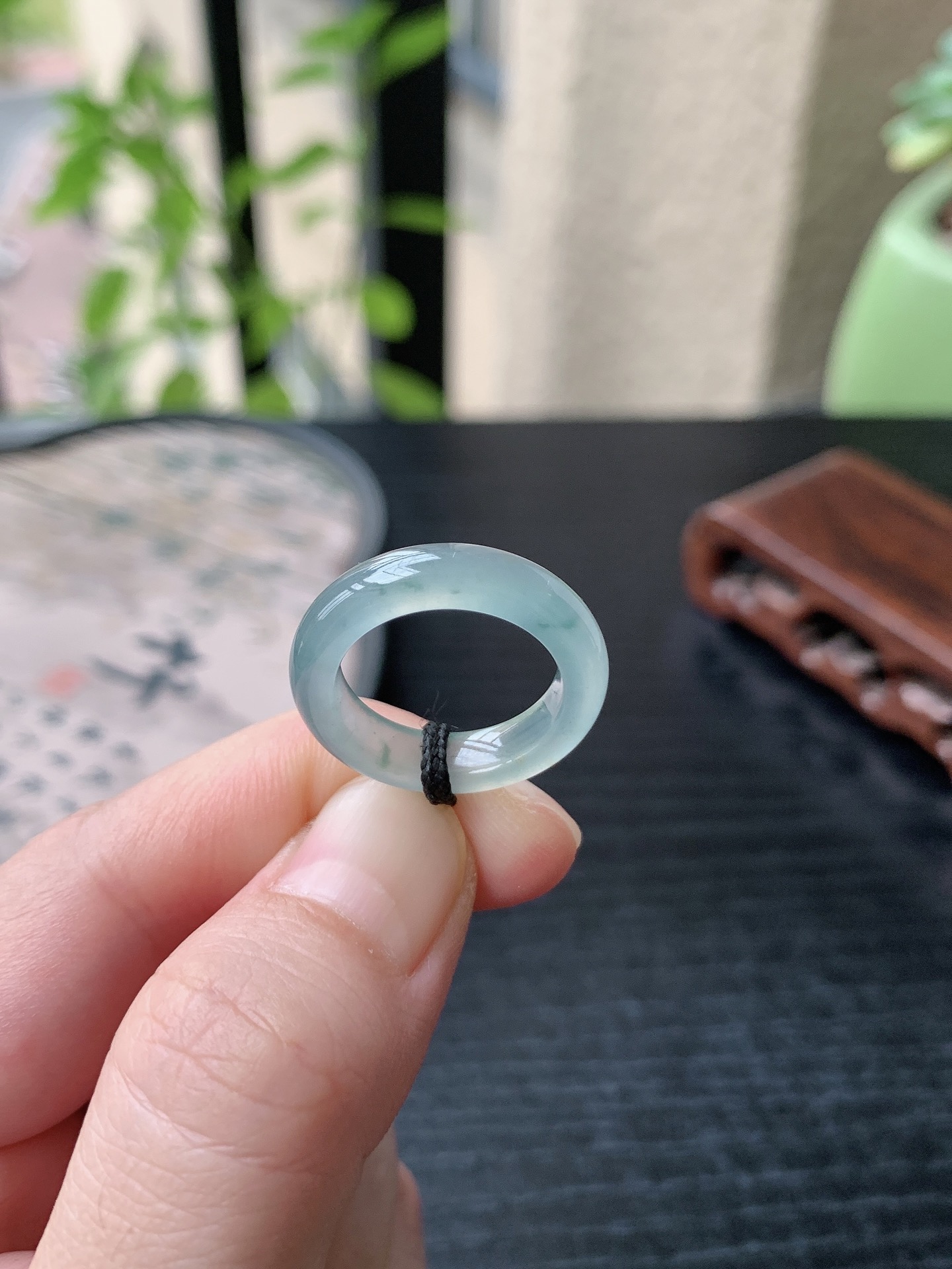 老坑冰种胶感飘花素面戒指 裸石尺寸:15.8-4.8-3.8mm