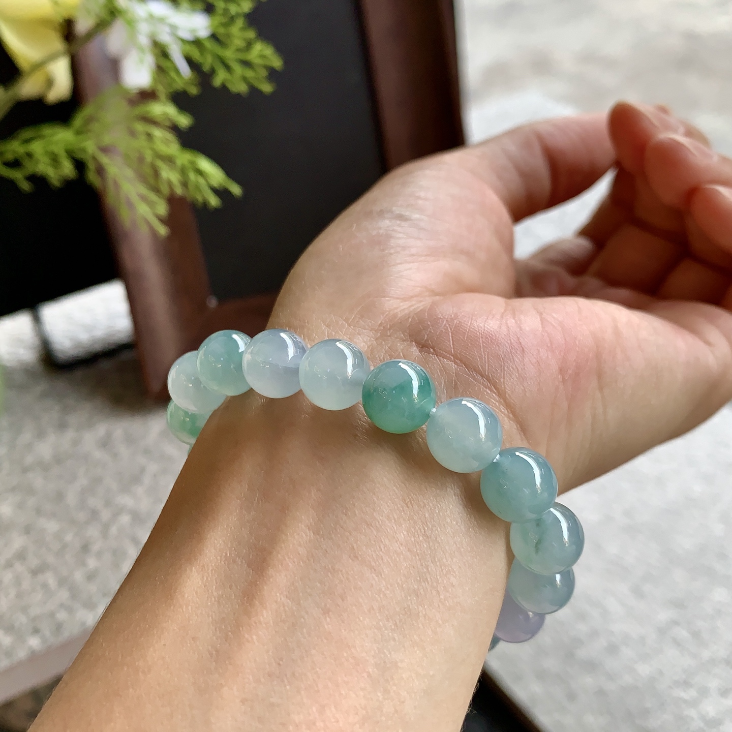 ️ 飘彩珠串，水足细腻，质感柔润