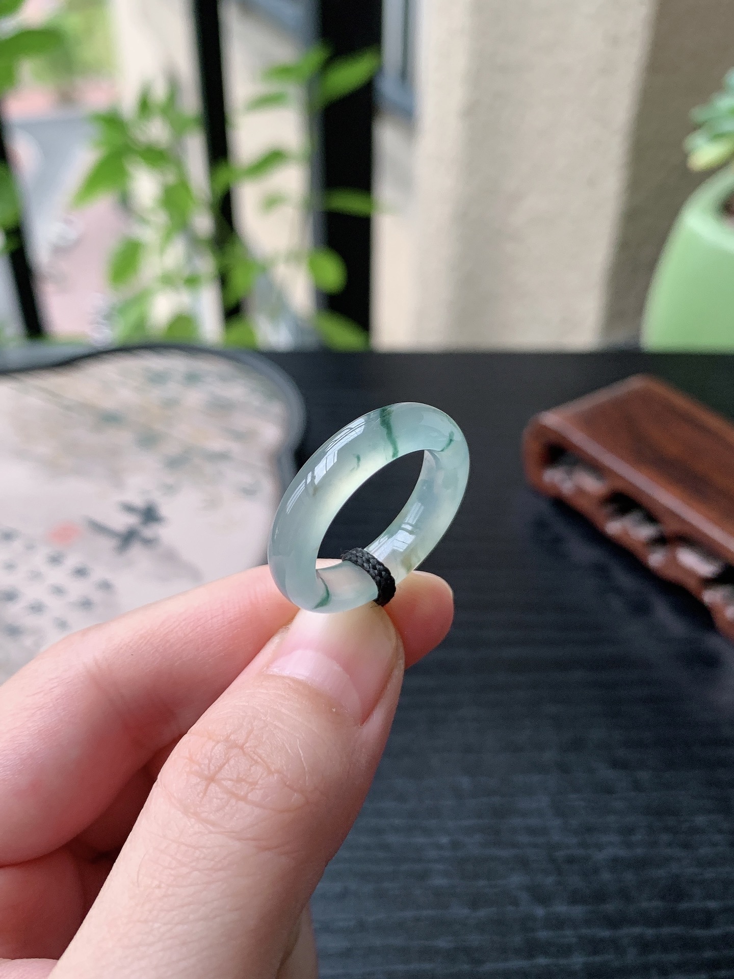 老坑冰种胶感飘花素面戒指 裸石尺寸:18-5.6-4mm