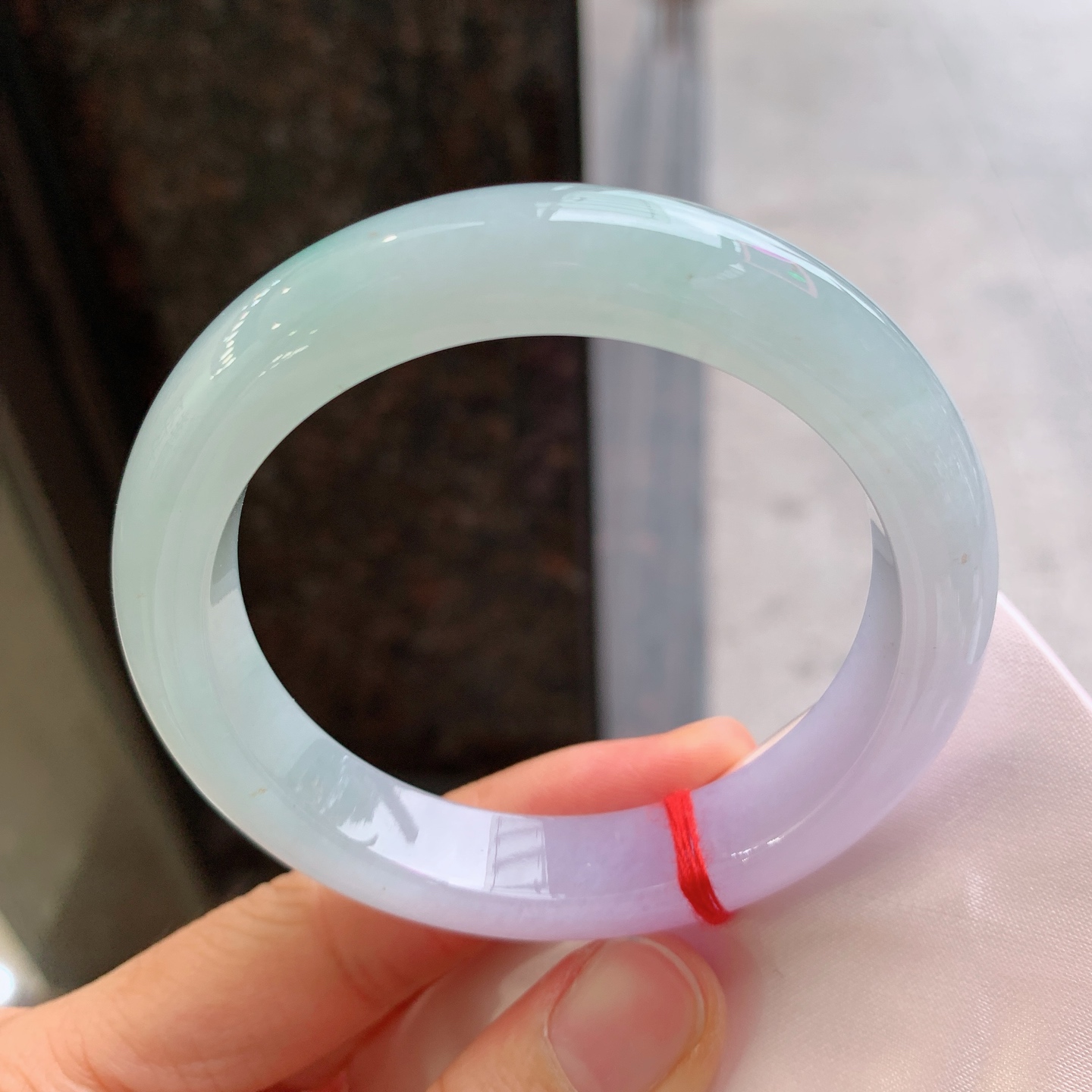 正圈春彩 无裂 尺寸：56.4/12/9.1 清新