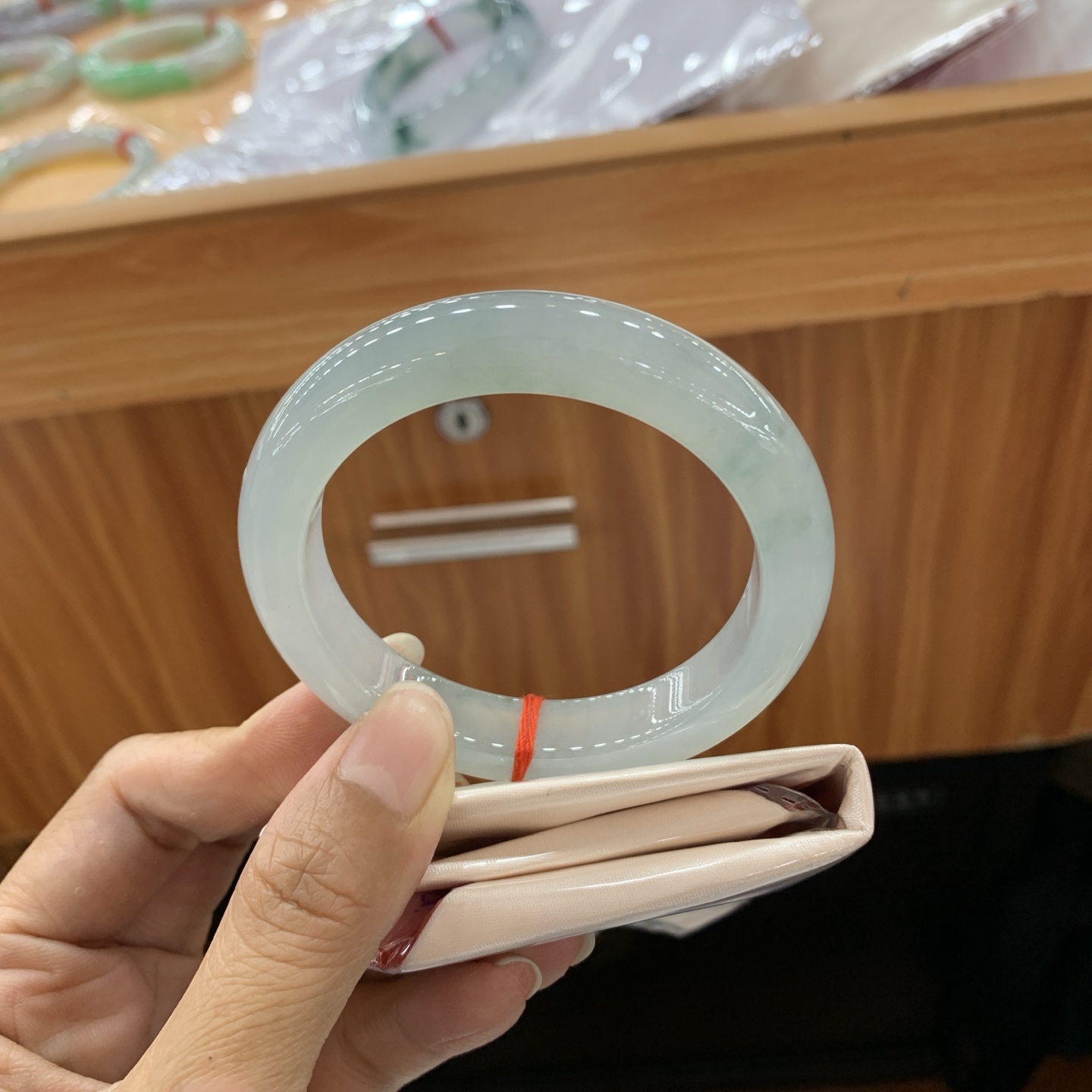 飘花正圈翡翠手镯 55.2-11.3-9.1