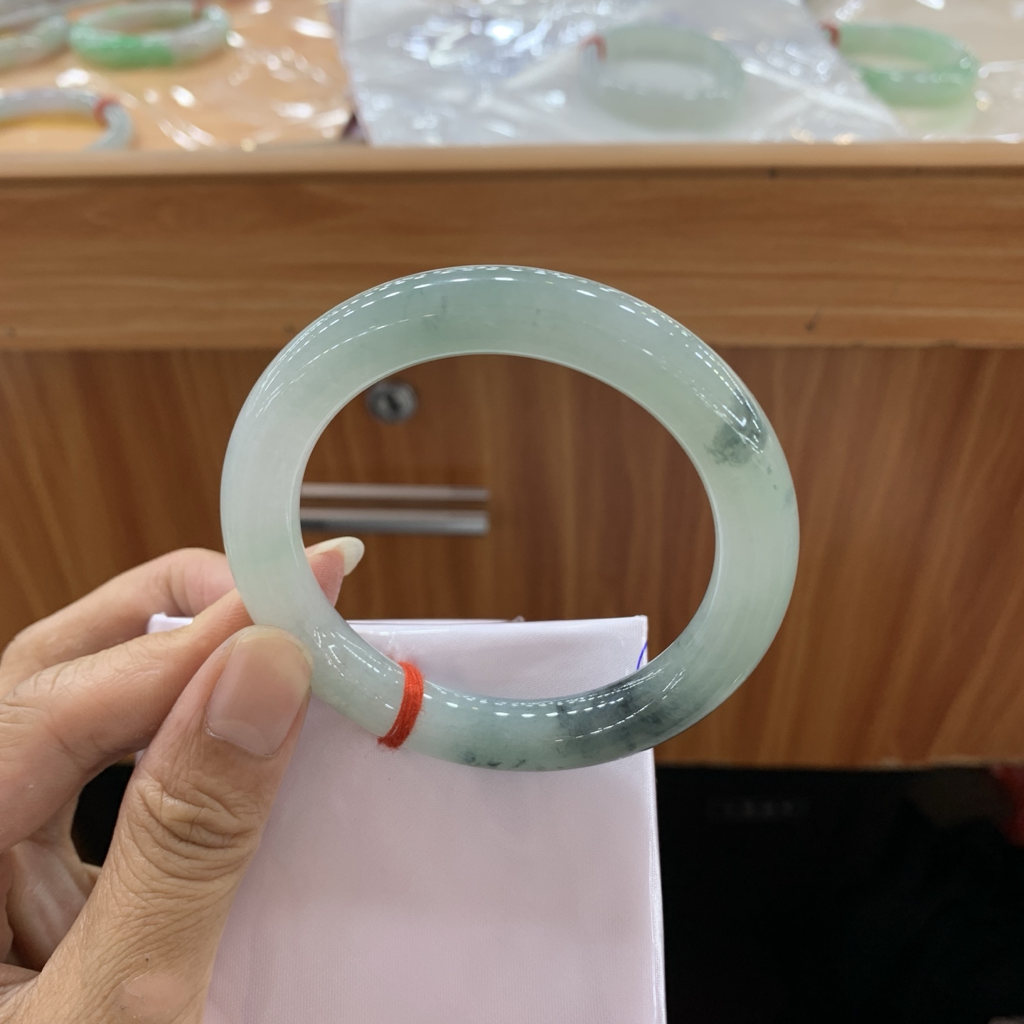 飘花圆条翡翠手镯 54.6-10.4-10.2