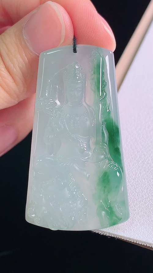 冰飘花文殊菩萨，无裂，尺寸:46.4-26.3-5.6mm 11