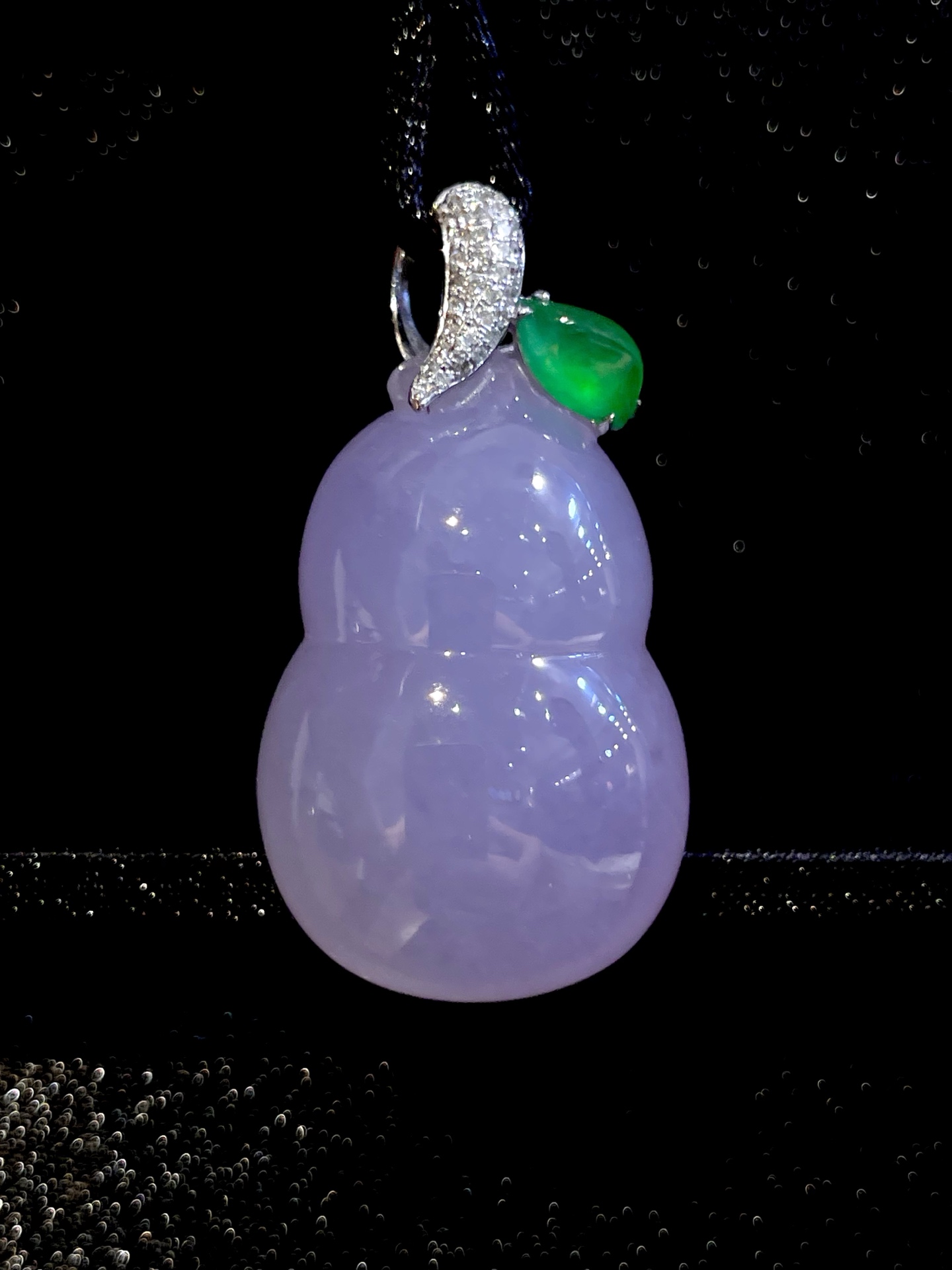 ️ 葫芦吊坠 大件厚装紫翡葫芦，水润满紫，柔光四溢，绿翡配满钻叶扣，精巧撞色，灵动，紫气纳贵运，葫