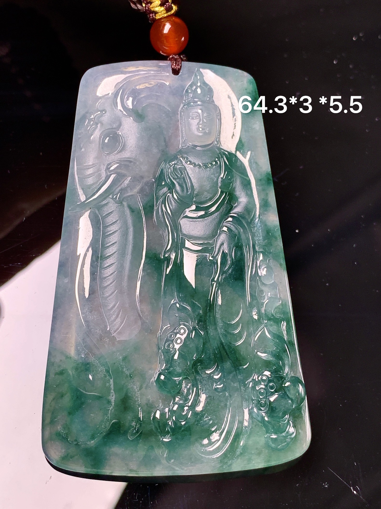飘绿普贤观音菩萨吊坠 玉质细腻 色泽艳丽清新 整体尺寸64.3*3*5.5 c1
