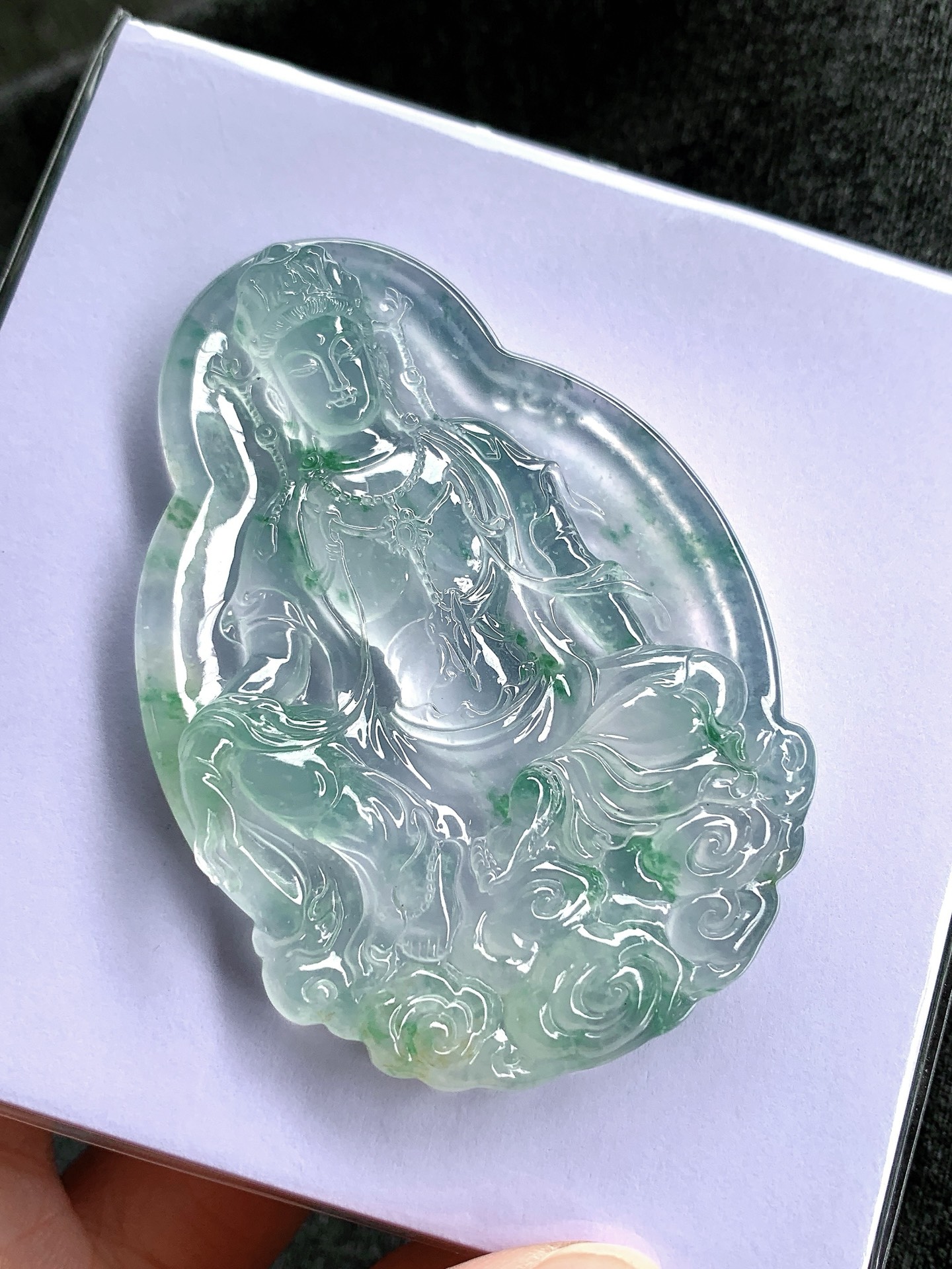 飘彩自在观音，法相端庄温润，自带清雅禅意 尺寸62.8×44.5×6.5