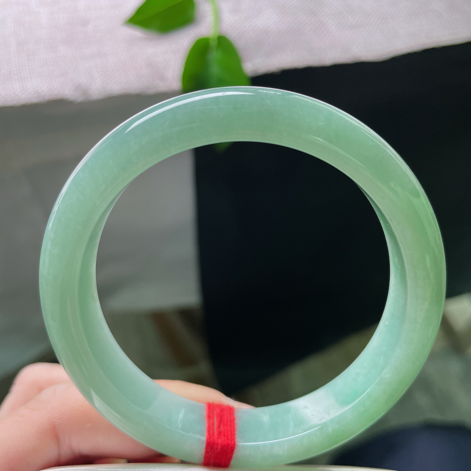 特惠活动#57.8/12.6/7.7，绿底正圈，色泽均匀分布，上手甜美可人，显白，棉。ss53763