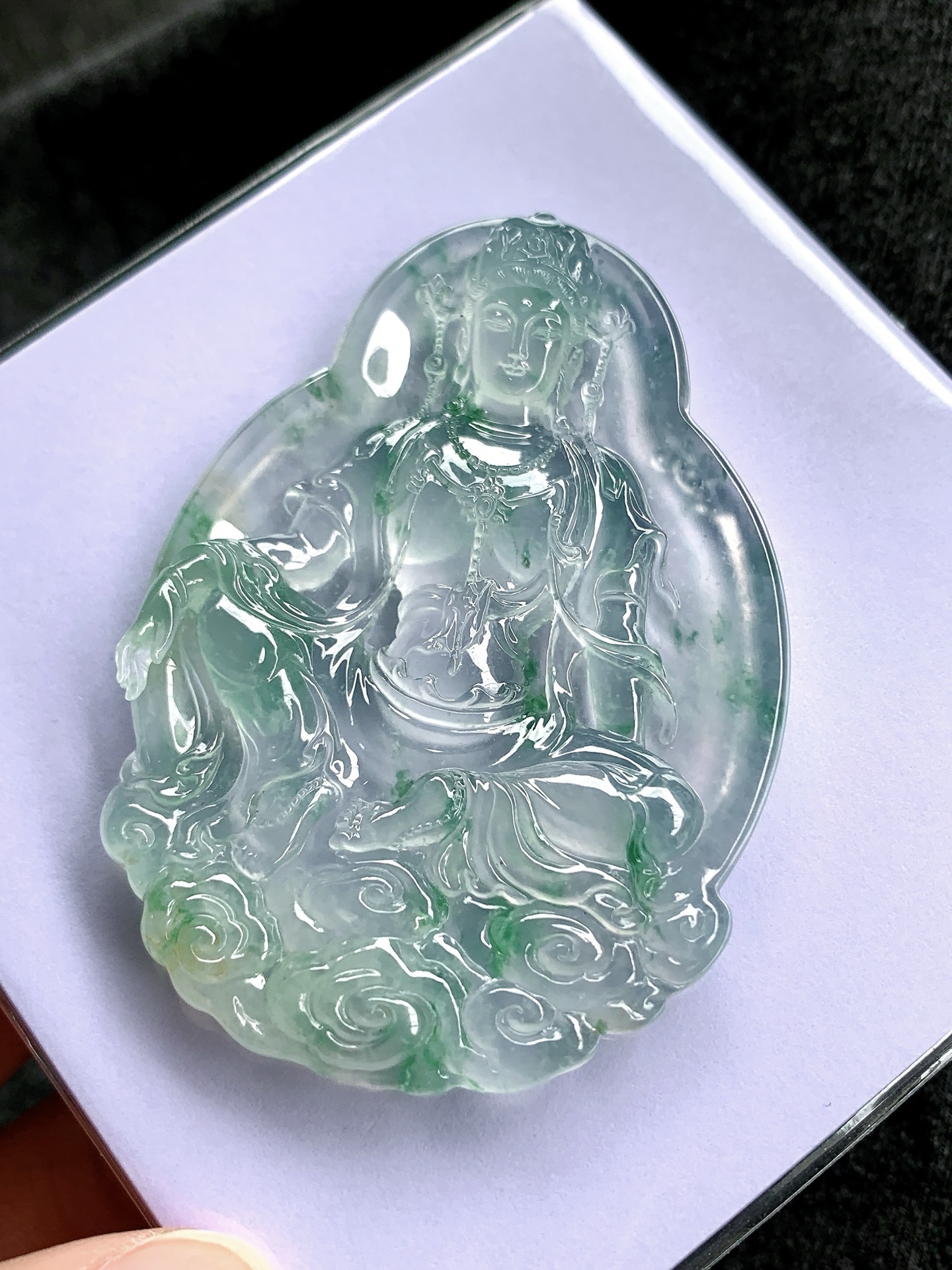 飘彩自在观音，法相端庄温润，自带清雅禅意 尺寸62.8×44.5×6.5
