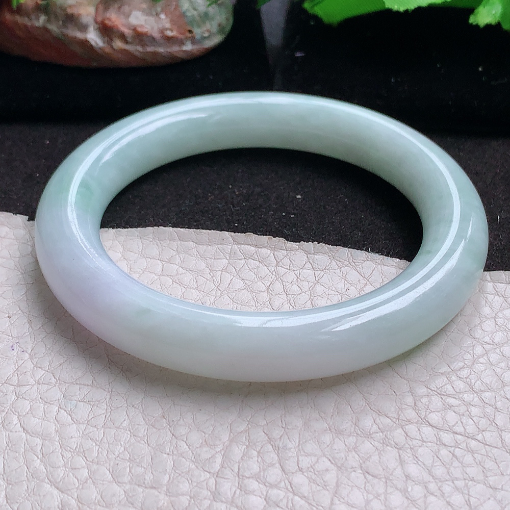 js实拍58*11胖圆镯 缅甸翡翠a货玉手镯清新圆条珠宝玉手环